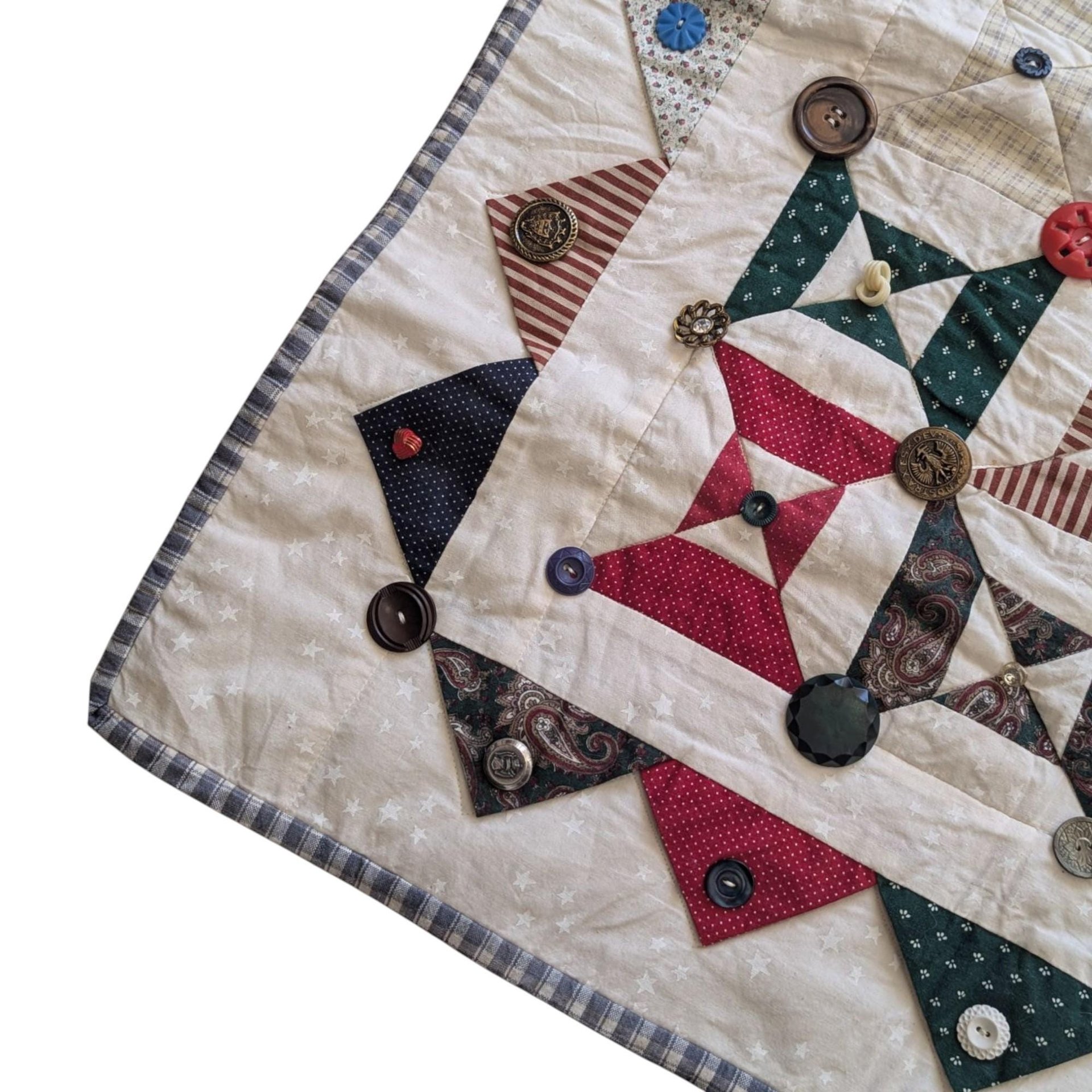 Handmade Patchwork Quilt: Vintage Style Throw Blanket with Button Accents