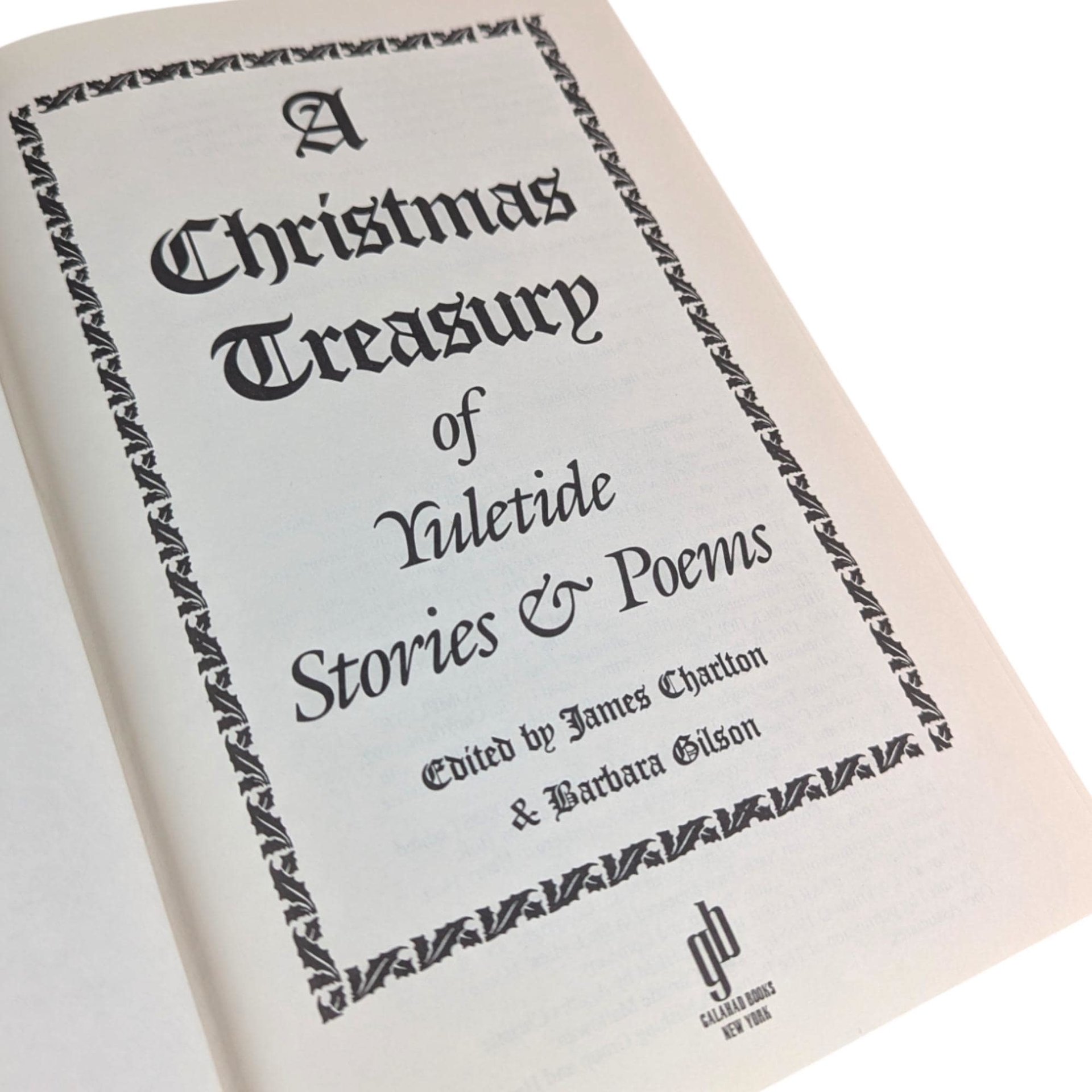 A Christmas Treasury of Yuletide Stories and Poems: Vintage Holiday Hardcover Book