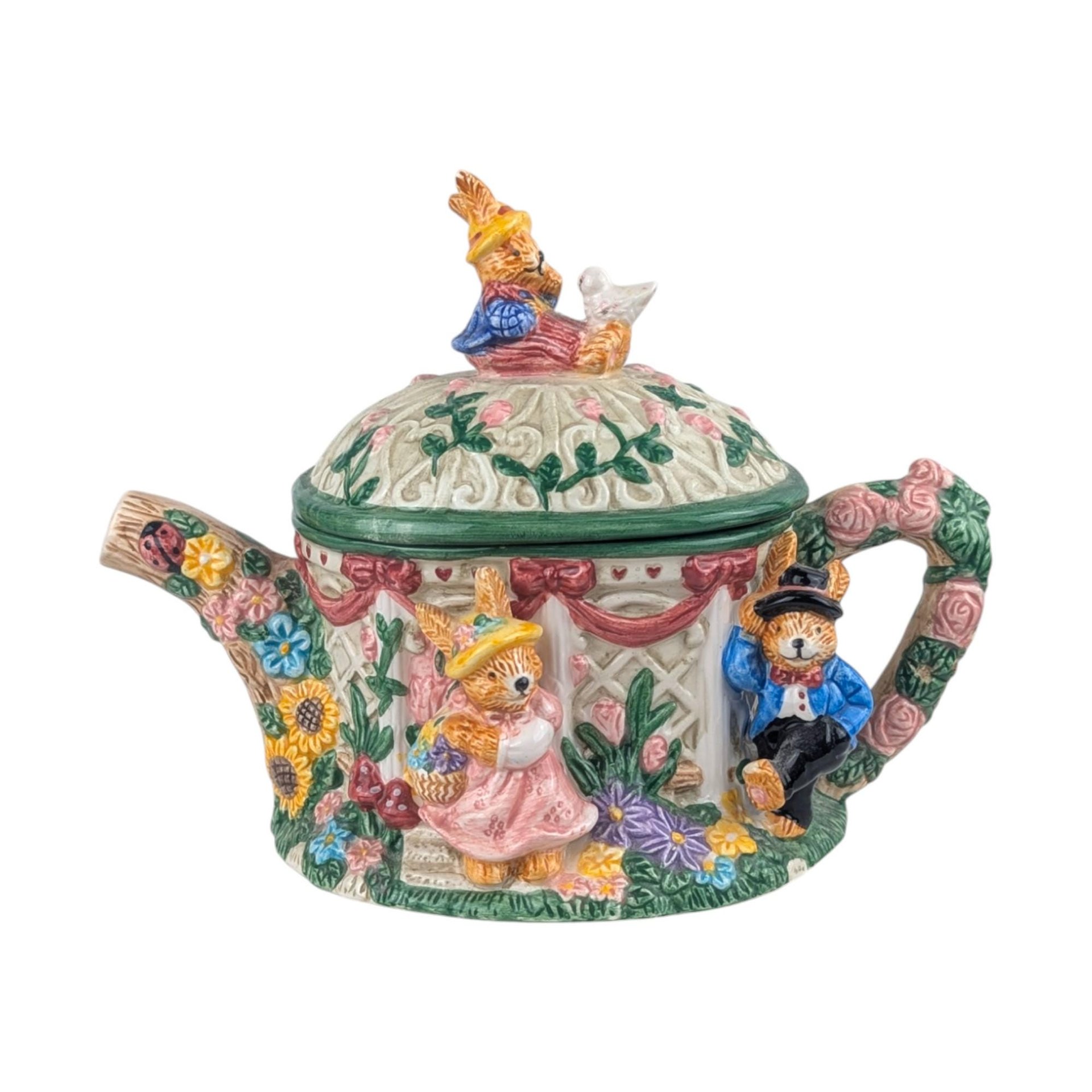 Vintage 1998 Rabbit Teapot: Mercuries Decorative Ceramic Garden Party
