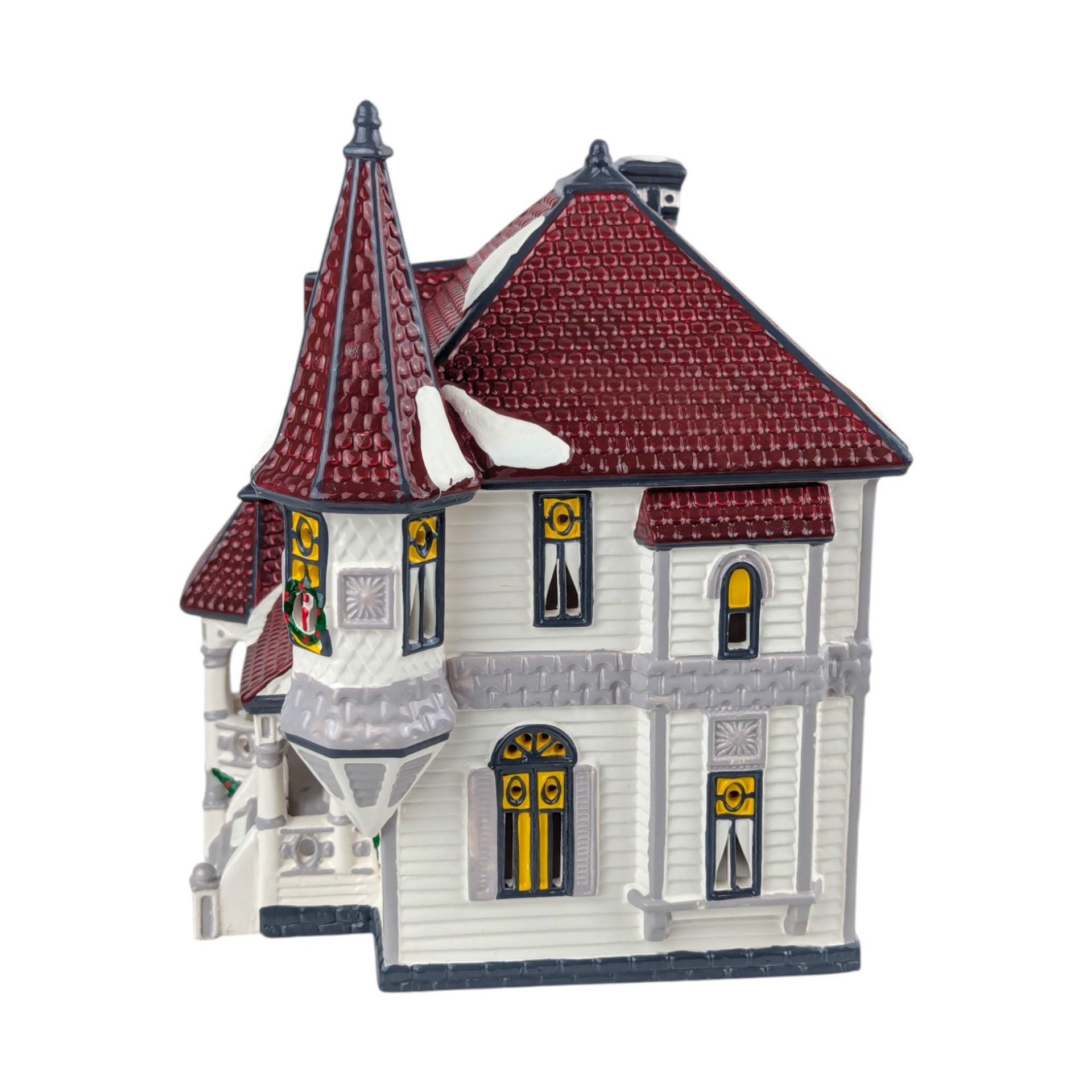 Vintage 1990 Dept 56 Queen Anne Victorian: Lighted Snow Village House