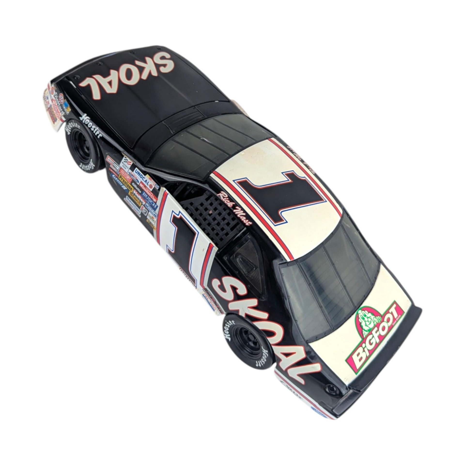 Vintage 1994 ERTL Skoal Race Car: Rick Mast #1 Thunderbird NASCAR Model