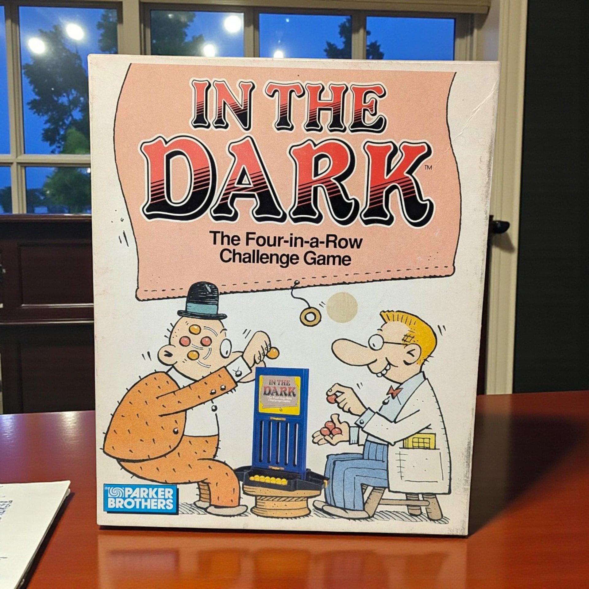 Vintage 1989 In The Dark Game: Parker Brothers Four-in-a-Row Challenge