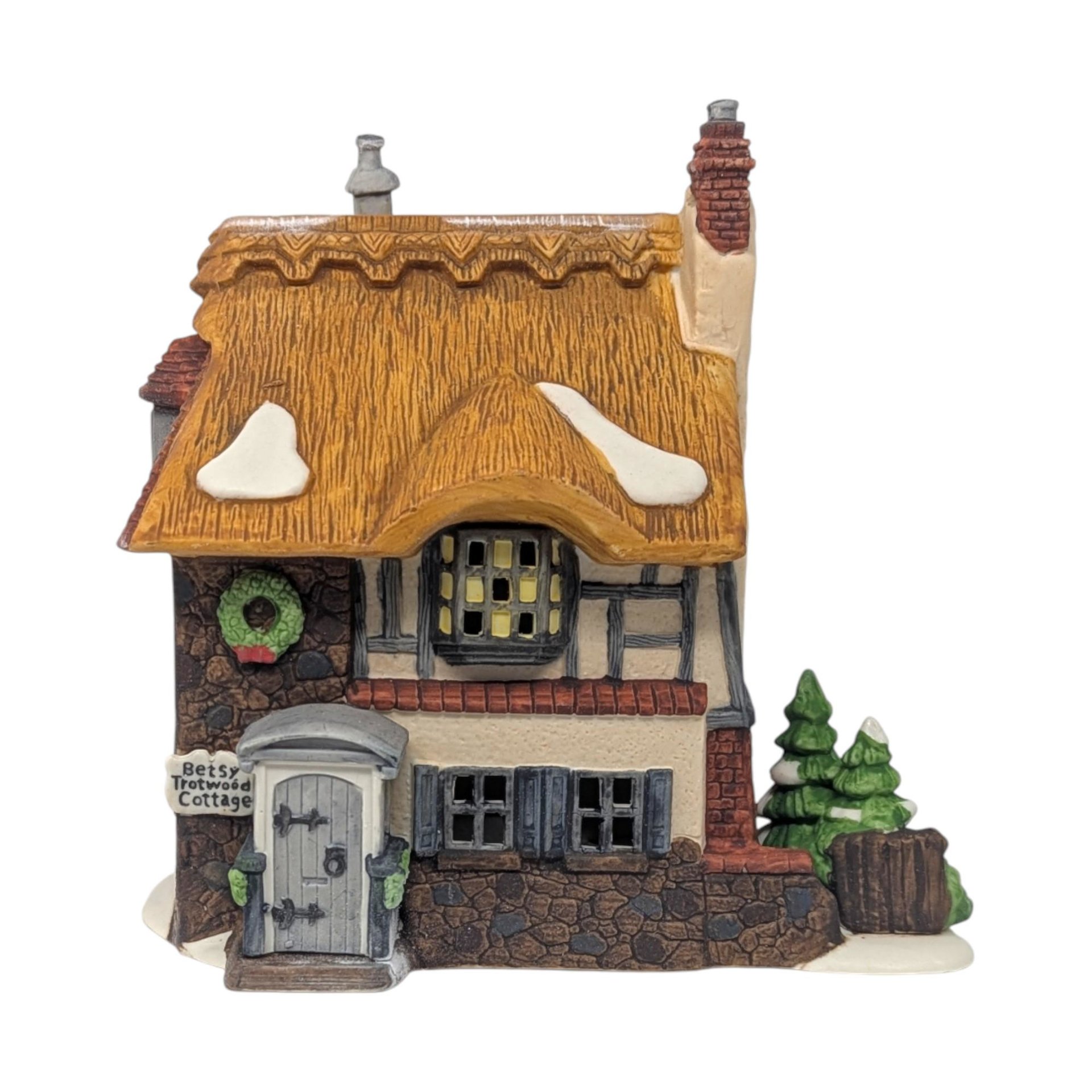 Vintage 1989 Betsy Trotwood's Cottage: Department 56 Dickens Village House