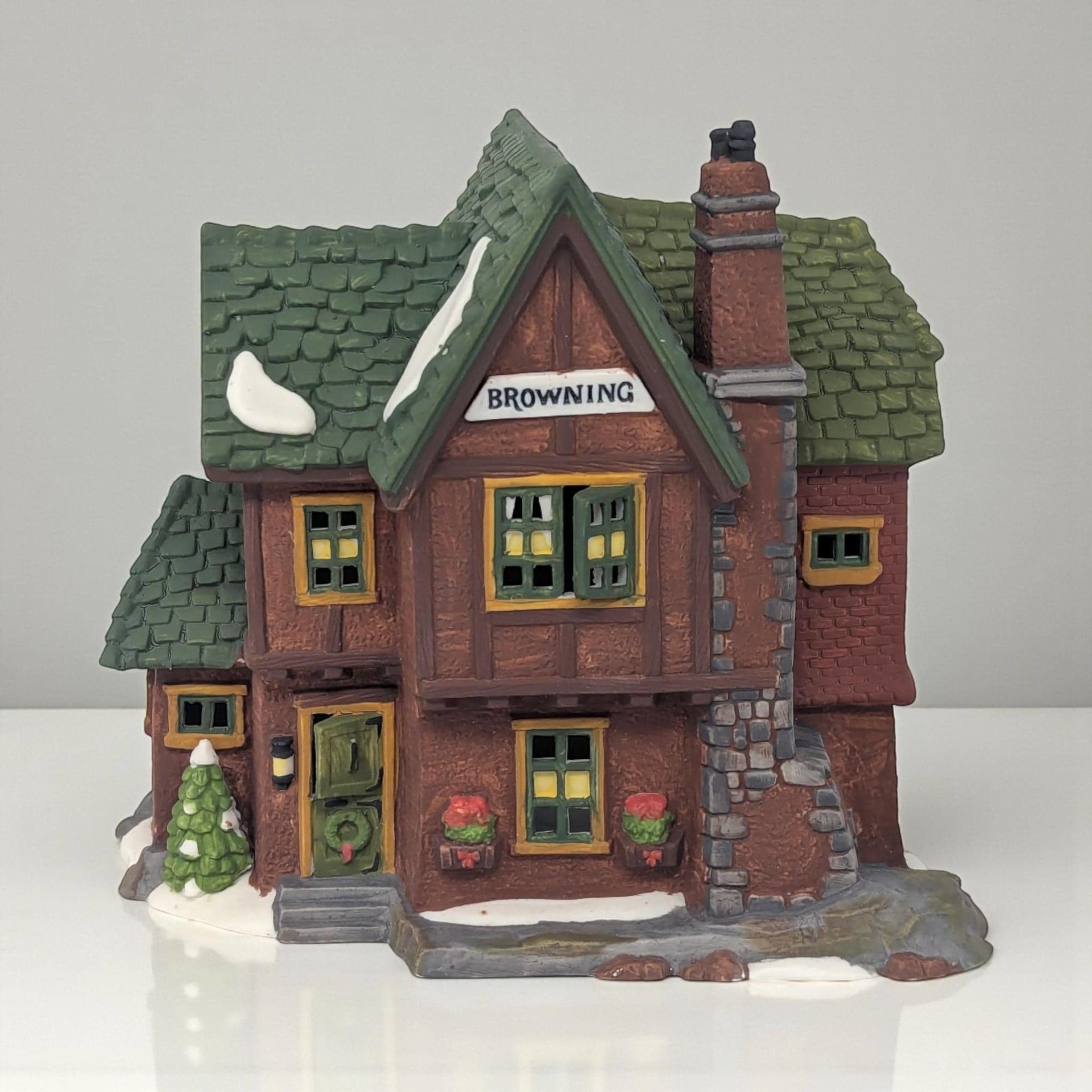 Vintage 1994 Browning Cottage: Dept 56 Dickens Village Series House