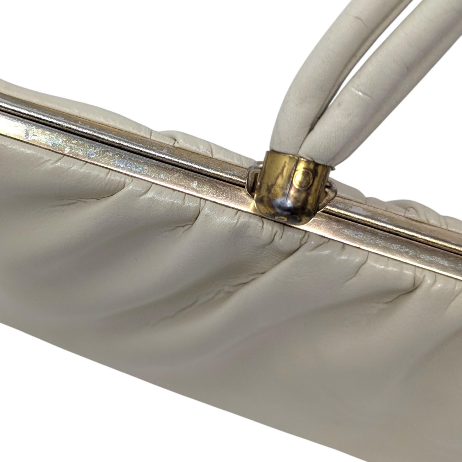 Vintage 1950s Cream Frame Handbag: Pleated Top Handle Purse