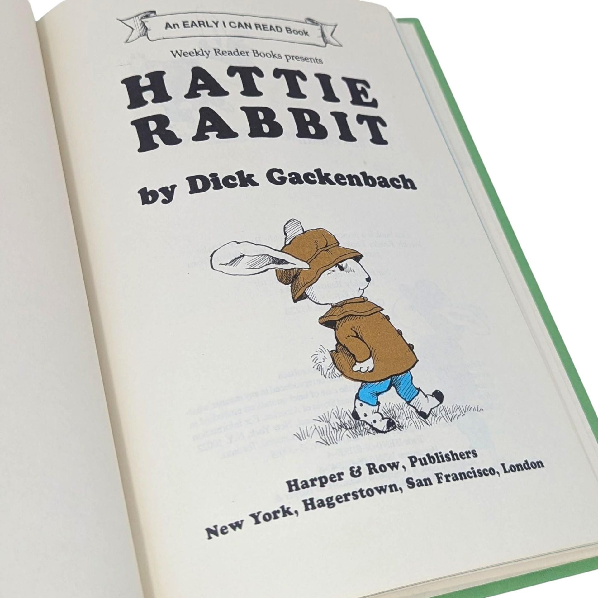 Vintage 1976 Hattie Rabbit: Dick Gackenbach Hardcover Early I Can Read Book