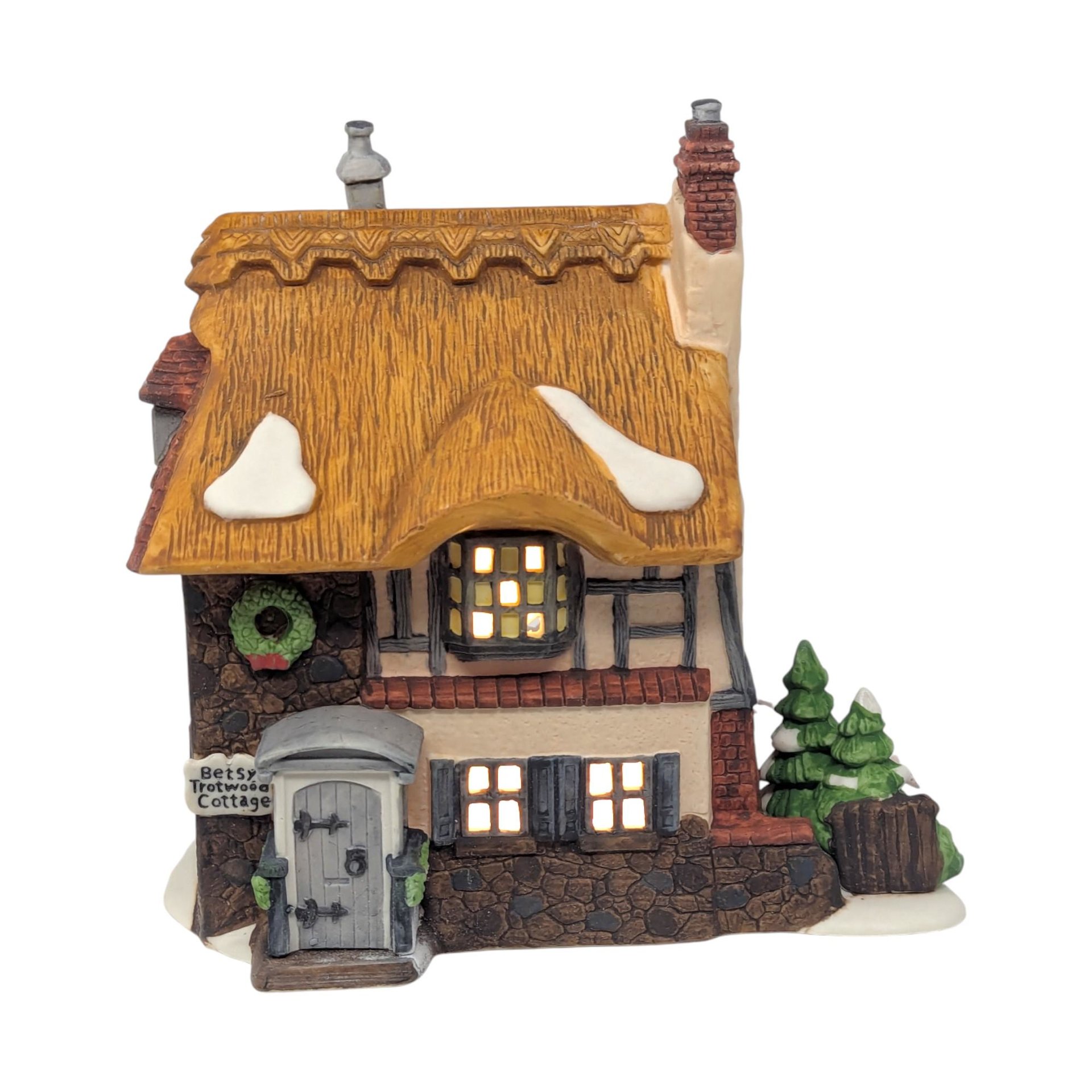 Vintage 1989 Betsy Trotwood's Cottage: Department 56 Dickens Village House