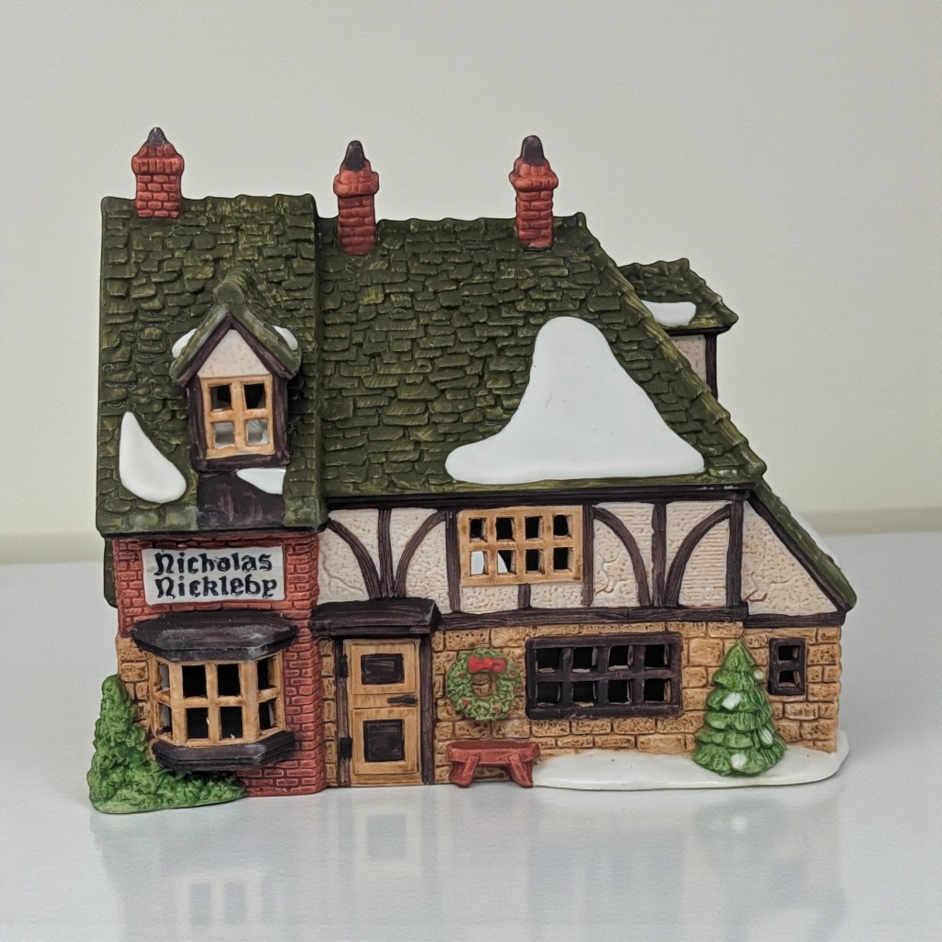 Vintage 1988 Nicholas Nickleby Cottage: Dept 56 Dickens Village House