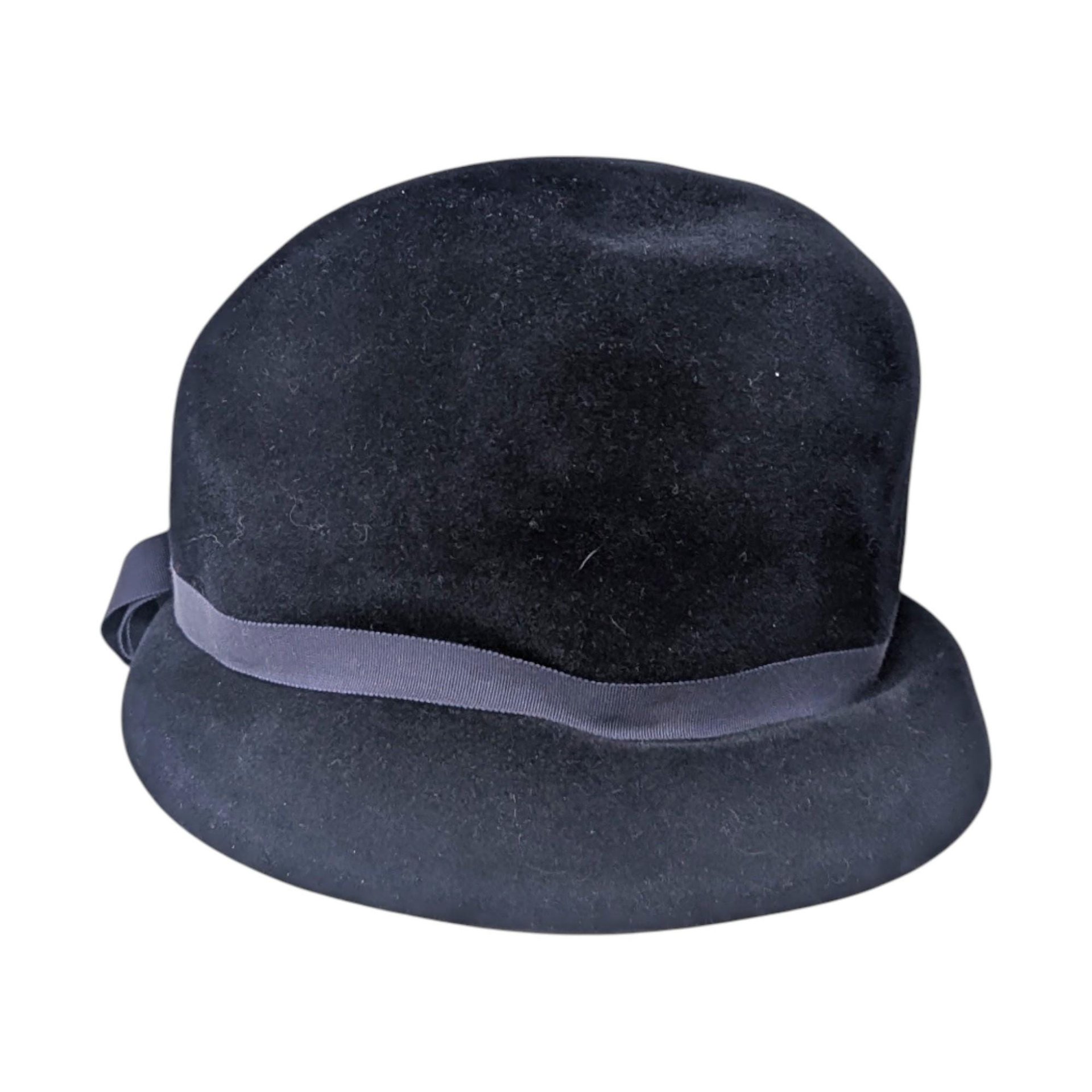 Vintage Dark Blue Wool Felt Cloche Hat: Firenze