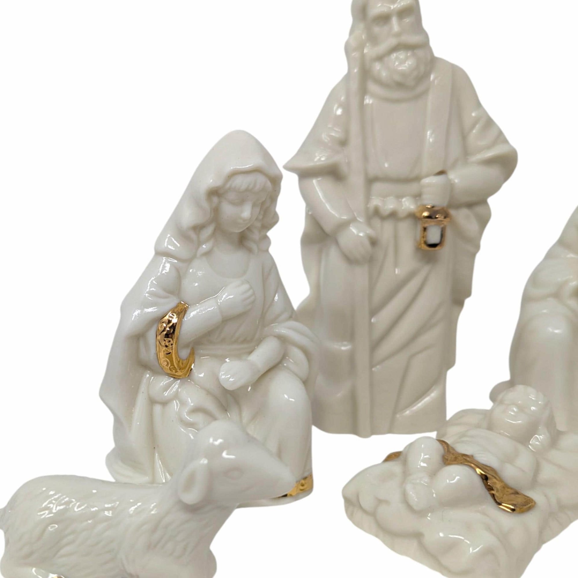 Vintage Porcelain Nativity Set: 8 Piece Christmas Scene