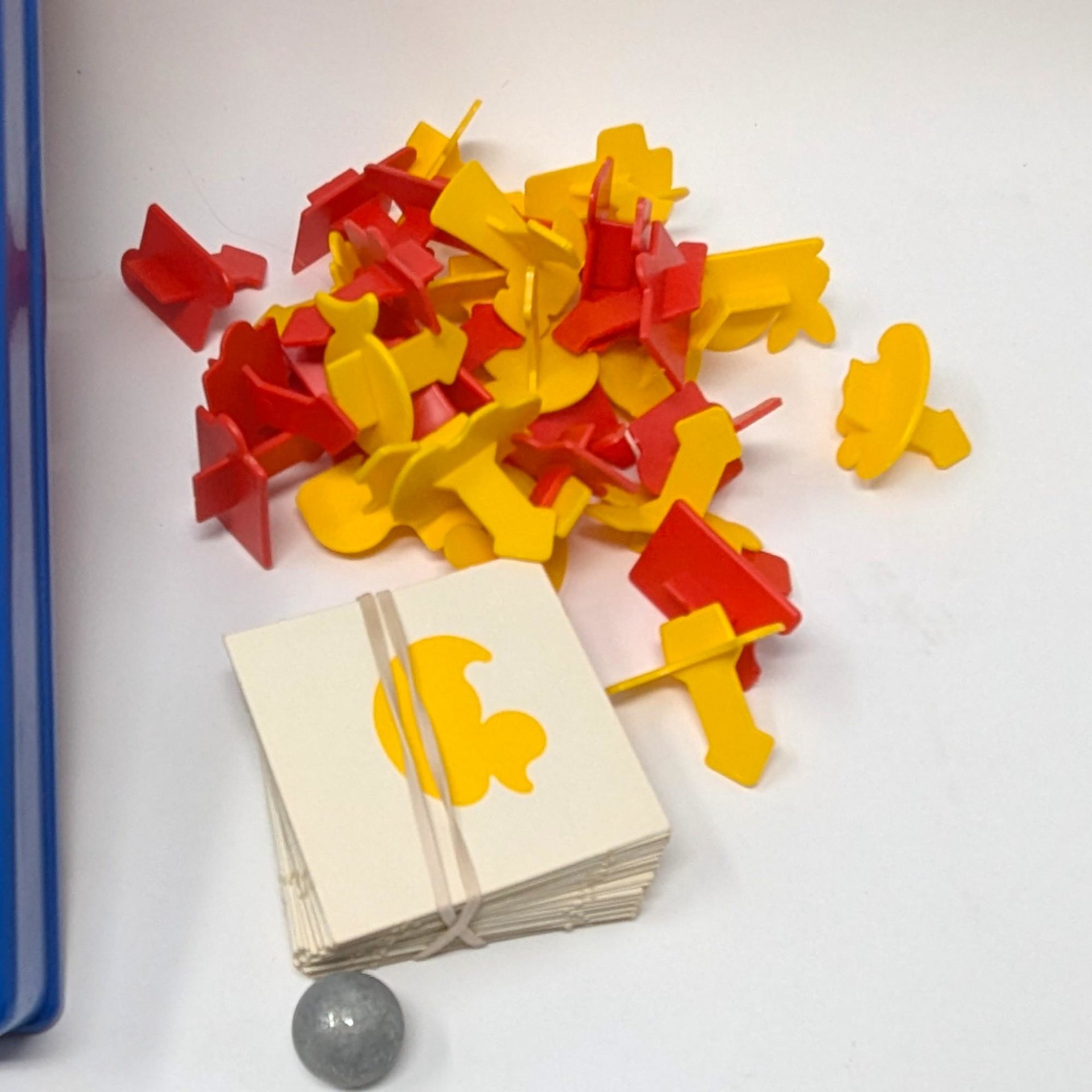 Vintage 1977 Finders Keepers Game: Schaper