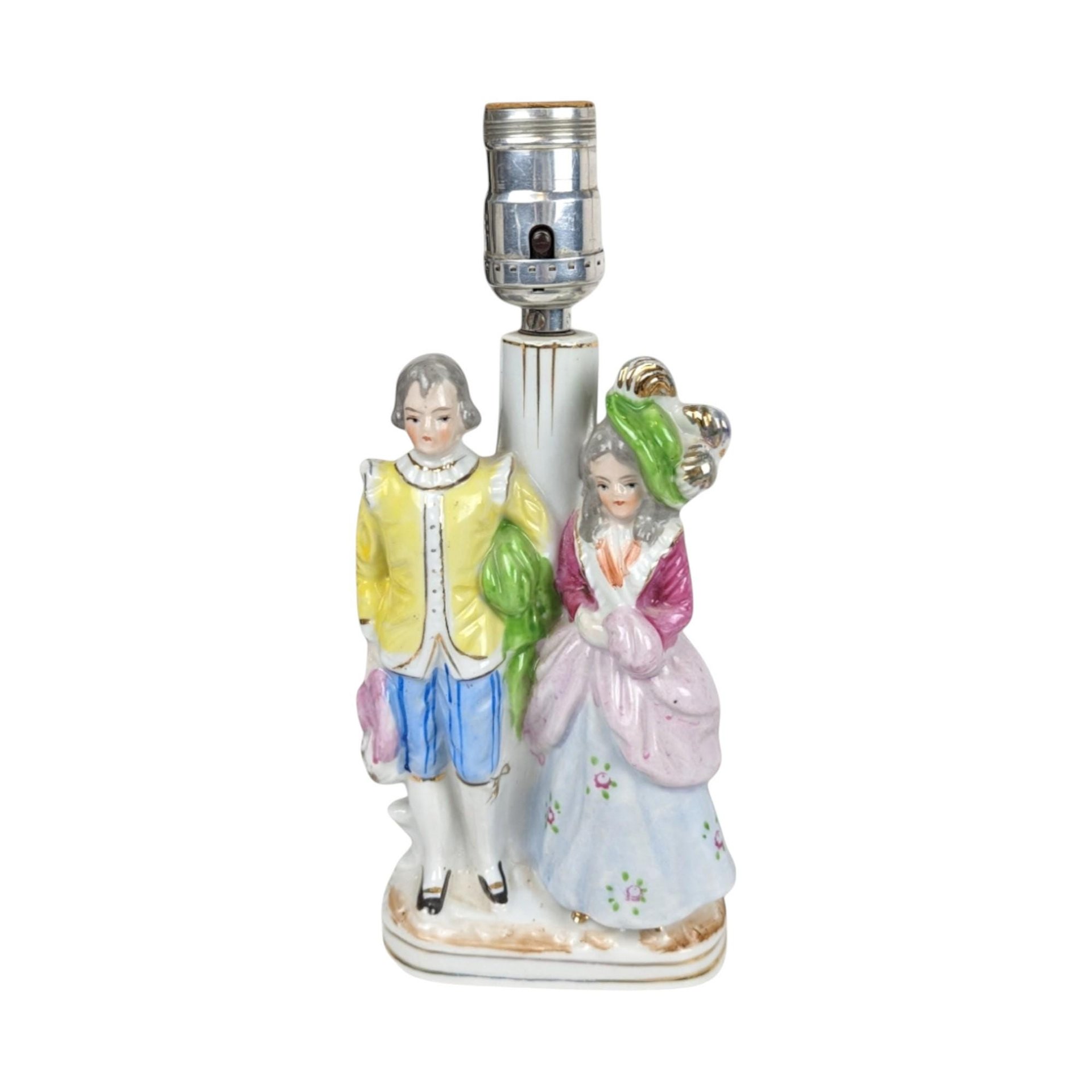 Vintage Mid-Century Figural Couple Lamp Made in Japan