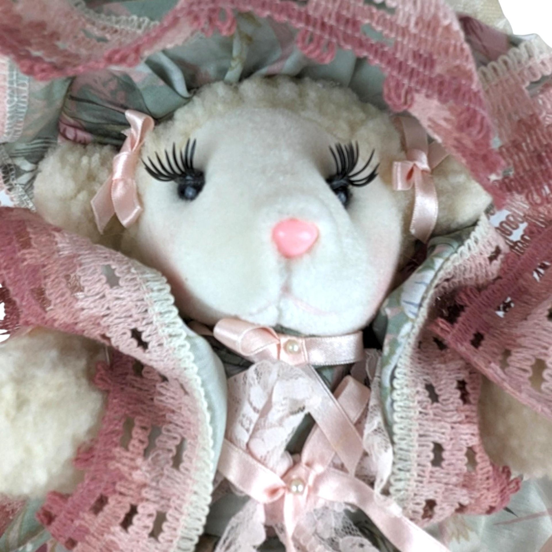 1992 Beary Special Creations Corrie Ruth Lamb