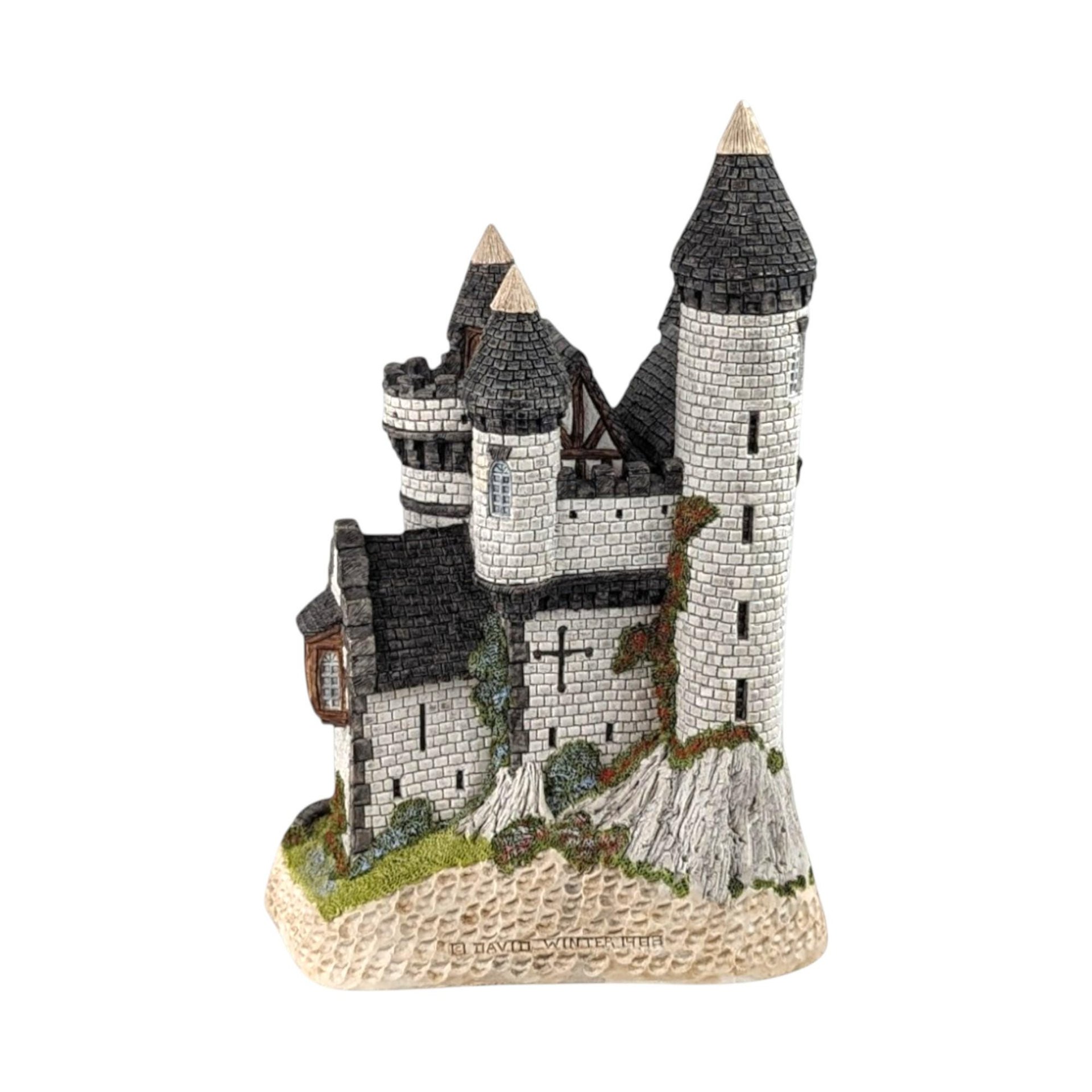 1988 David Winter Macbeth's Castle