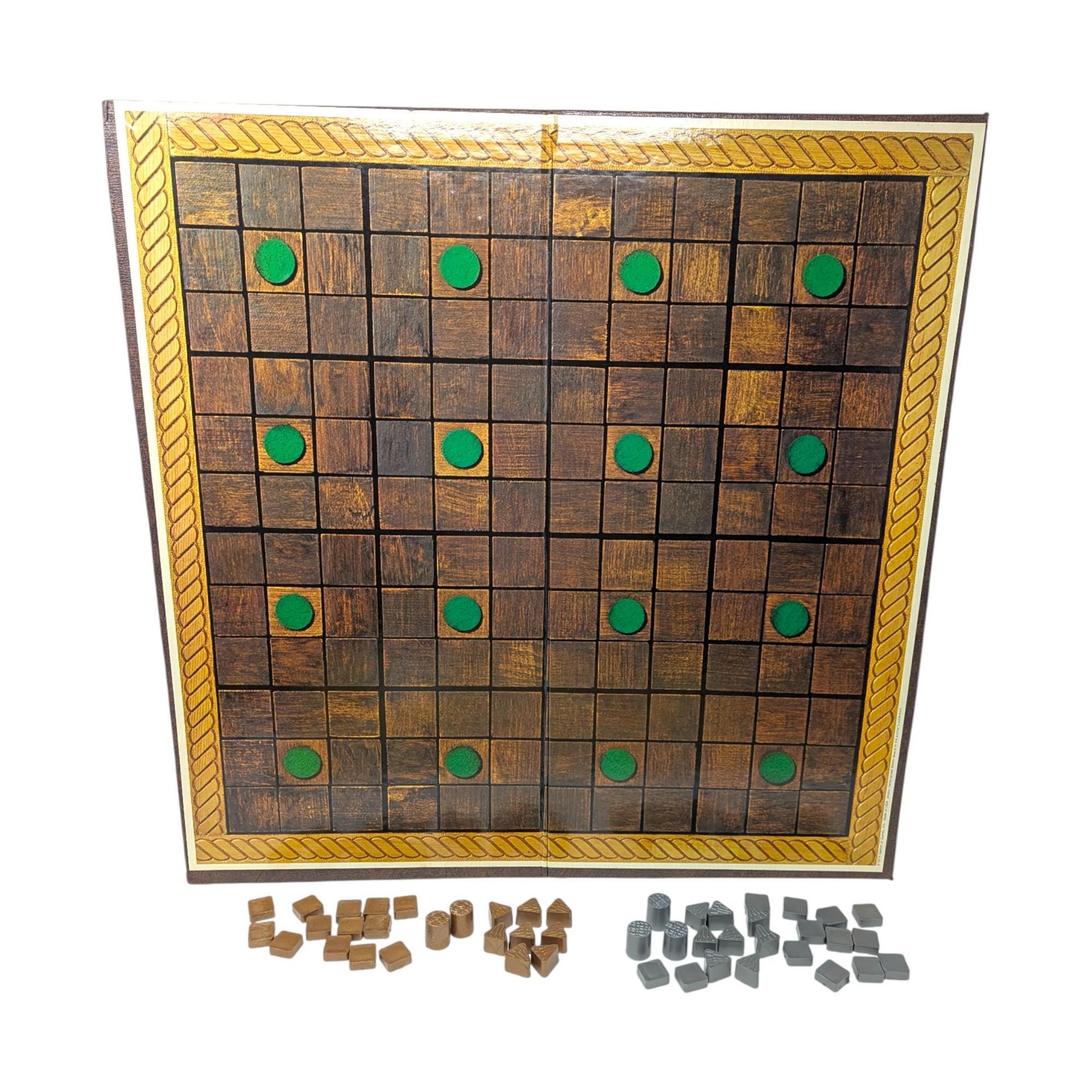 Vintage 1974 Realm Board Game: Gamut of Games Strategy Second Edition