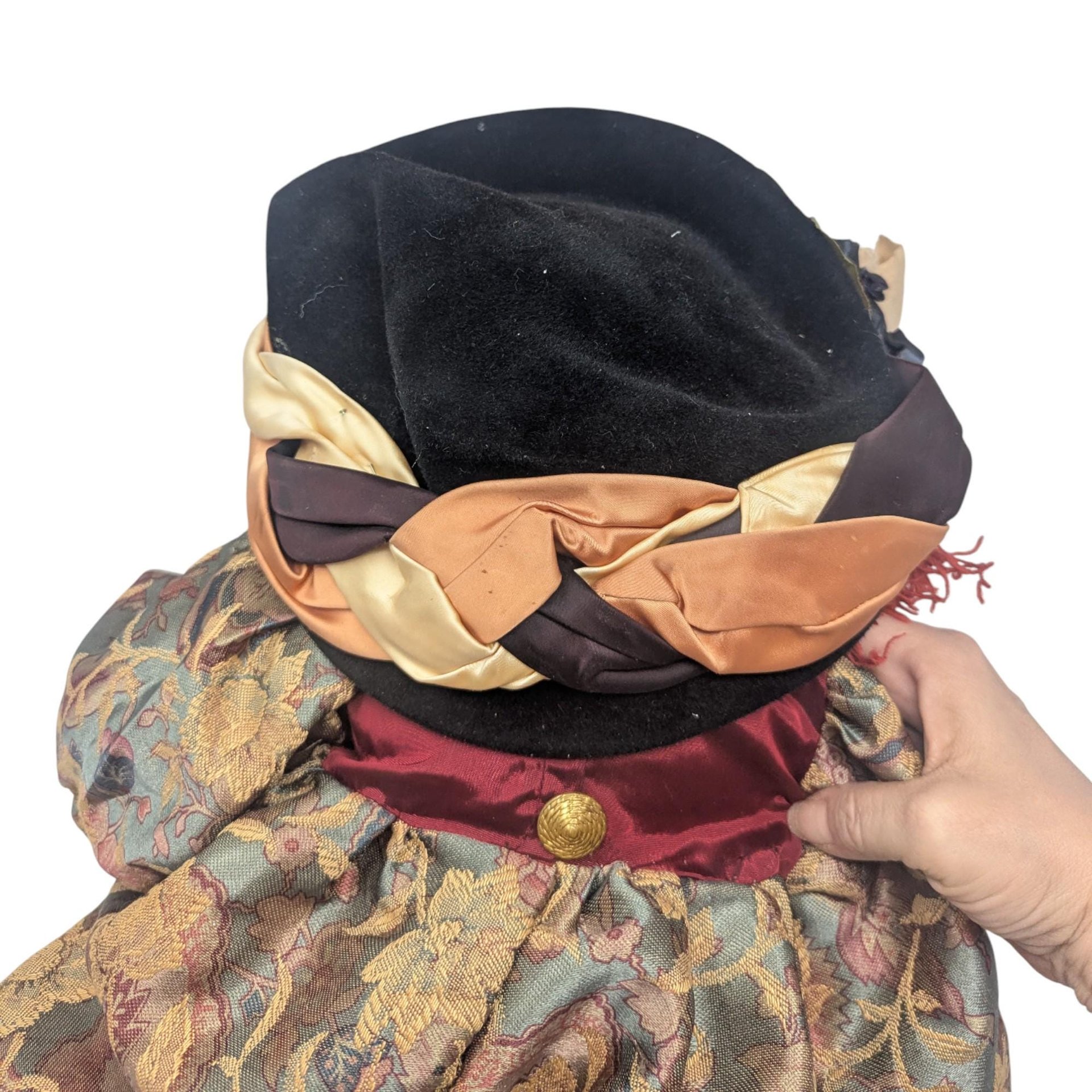 Vintage 1991 Little Souls Gretchen Wilson Mary Anne Doll: Handmade Signed Figurine