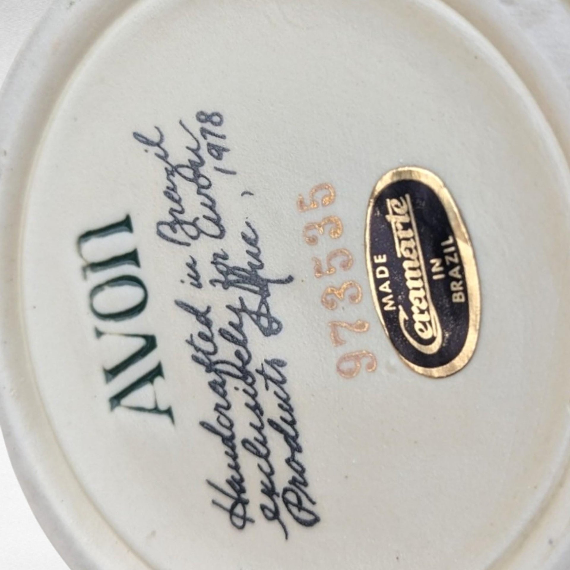 1978 Avon The Strike Rainbow Trout Stein