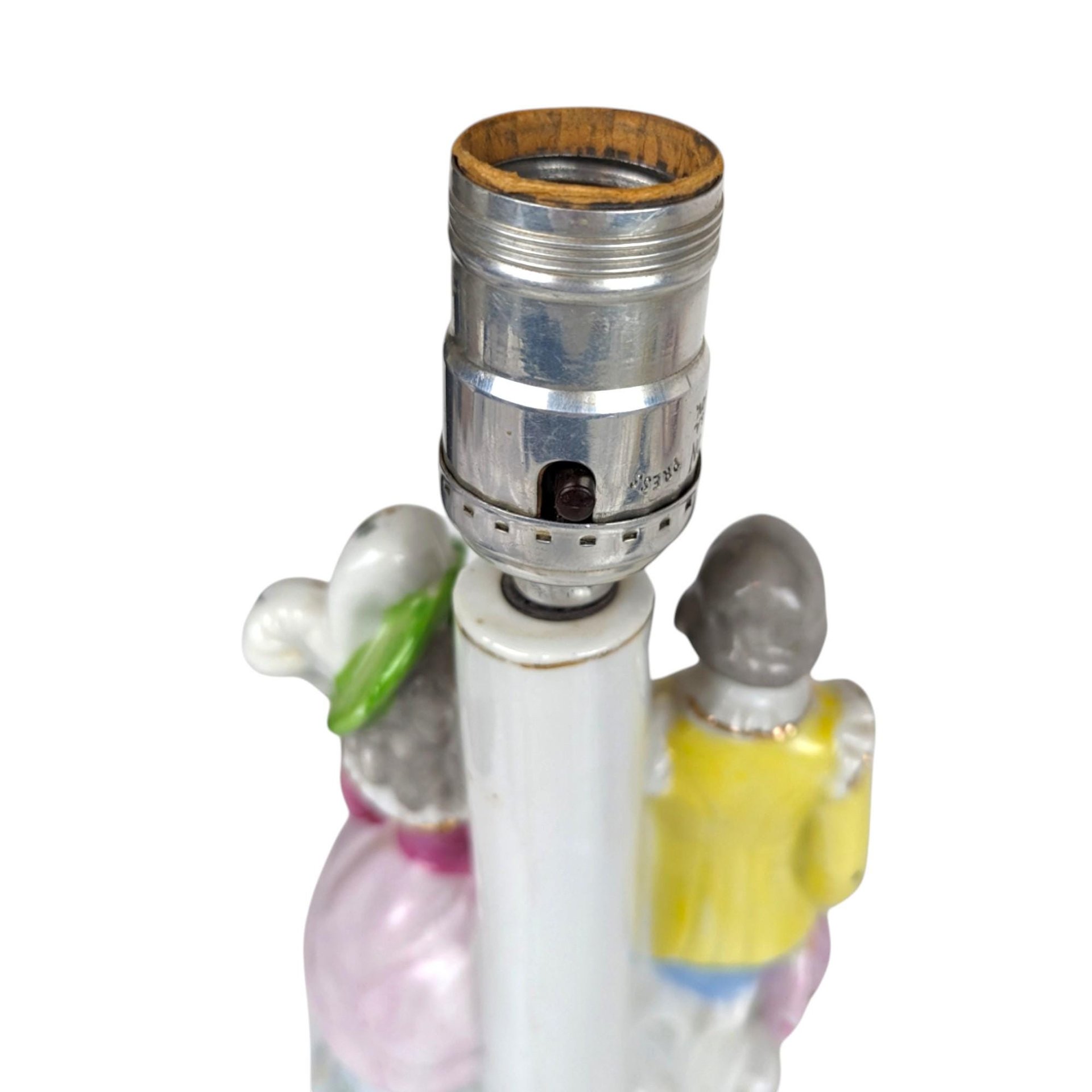 Vintage Mid-Century Figural Couple Lamp Made in Japan