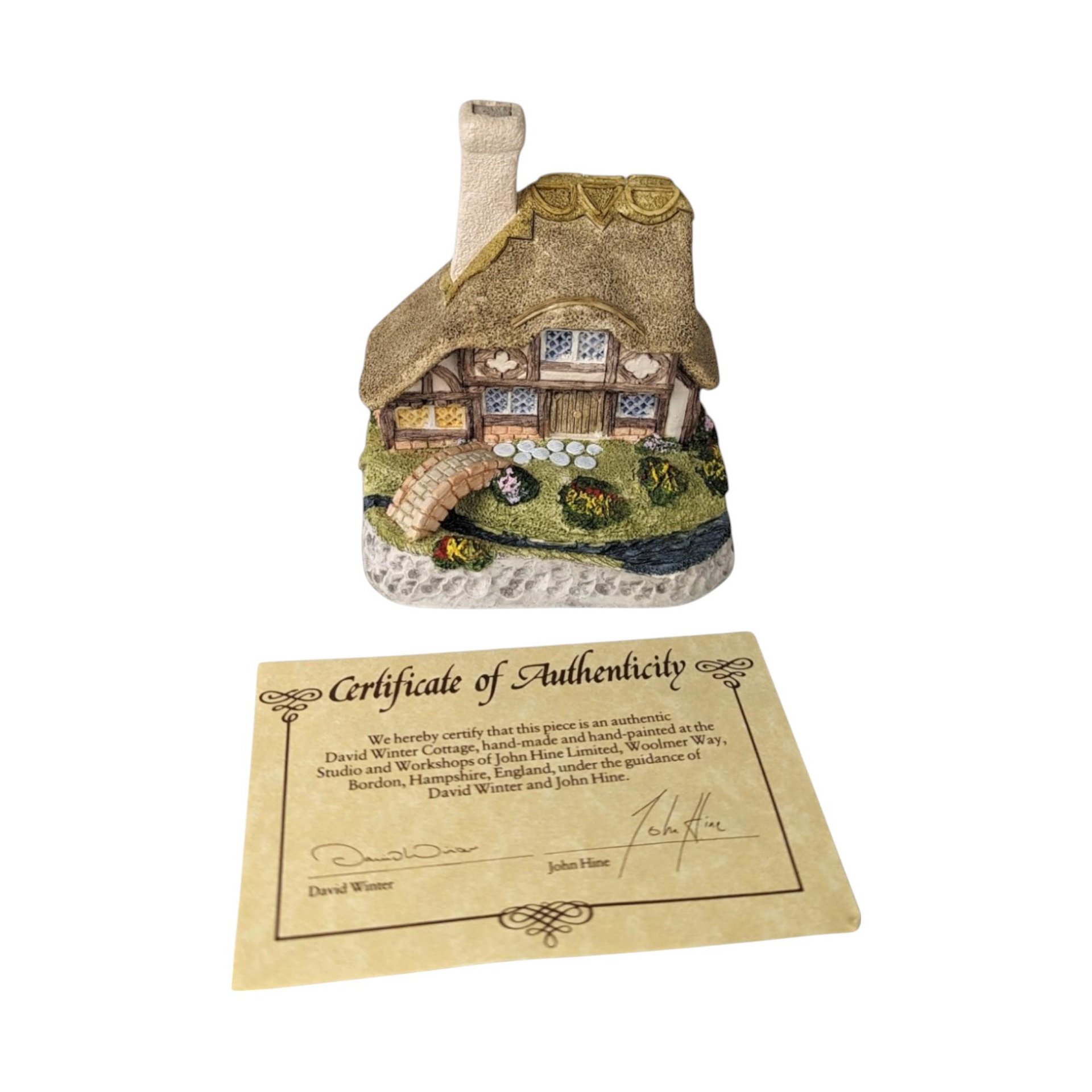 1993 Signed David Winter Crystal Cottage