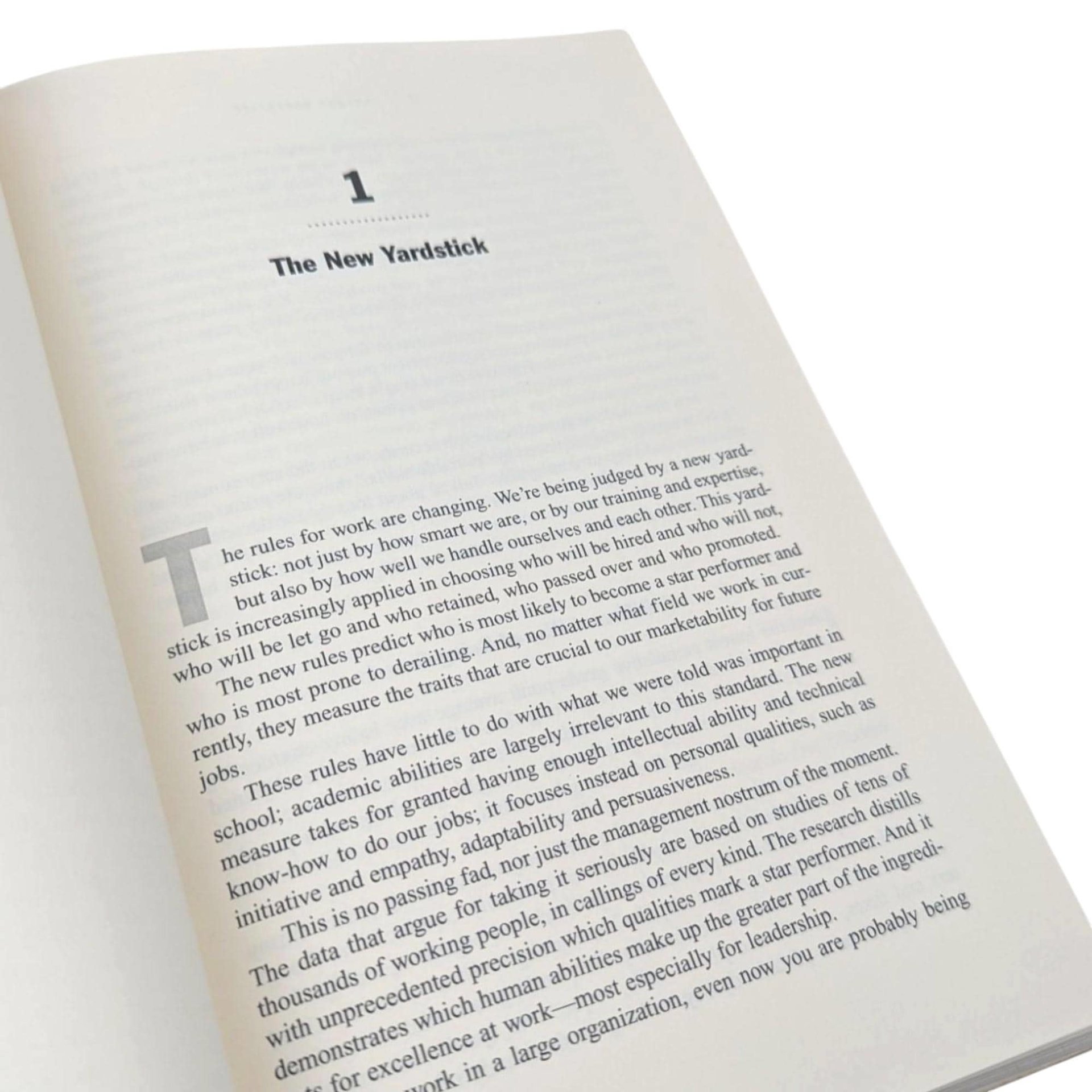 1998 Working with Emotional Intelligence Hardcover: Daniel Goleman