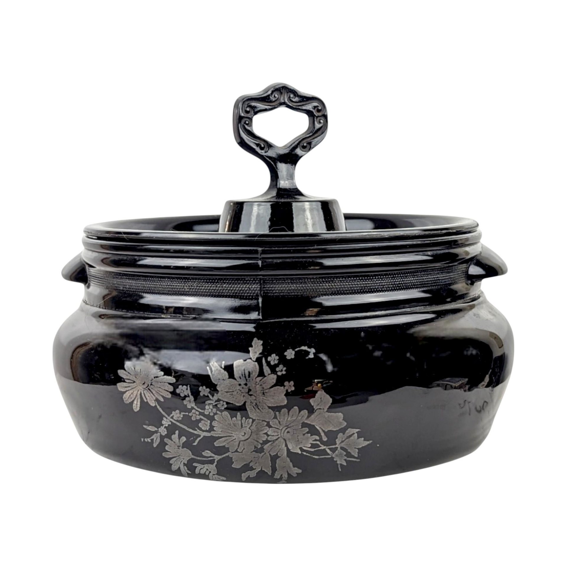 Vintage L.E. Smith Black Glass Bean Pot