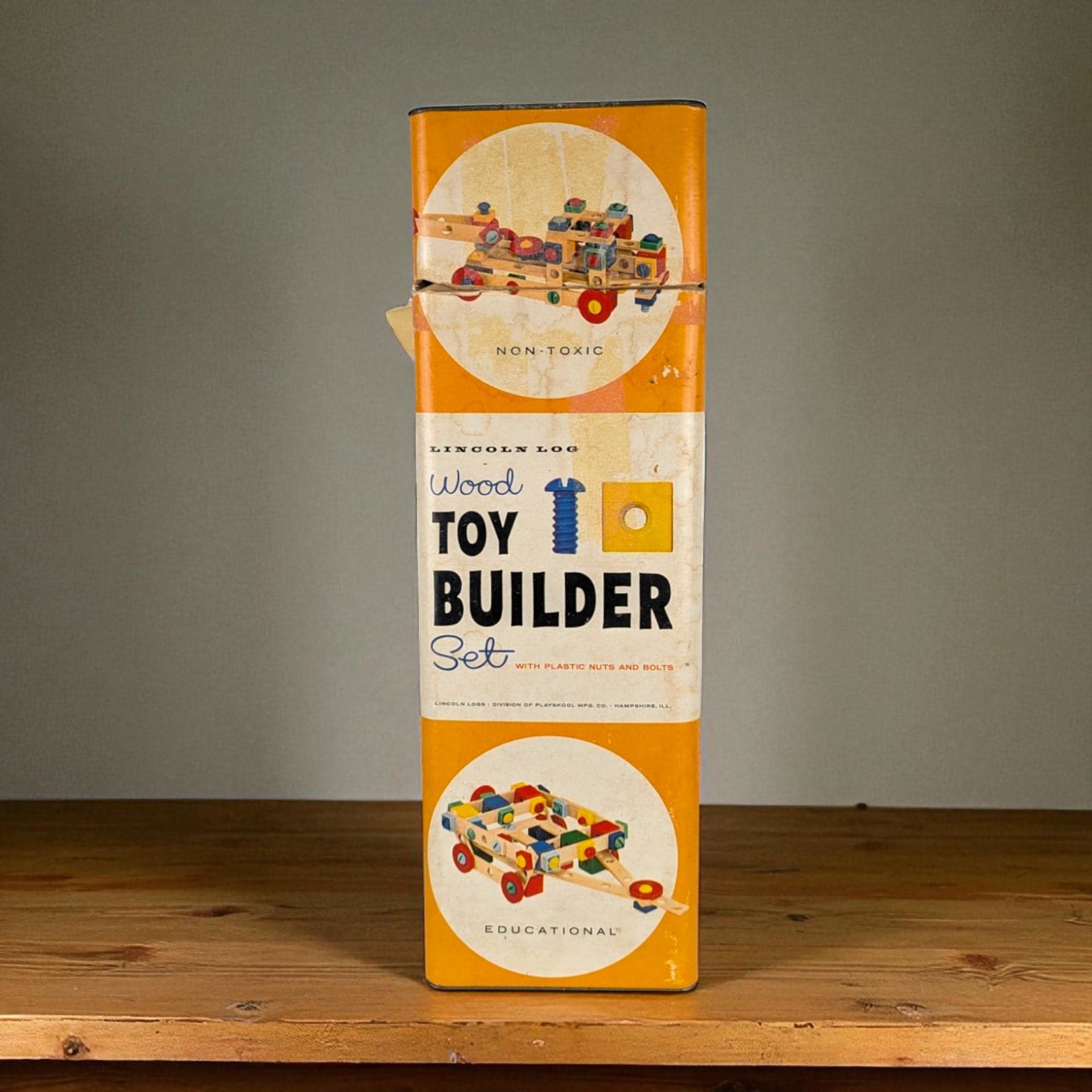 Vintage Lincoln Log Wood Toy Builder Set