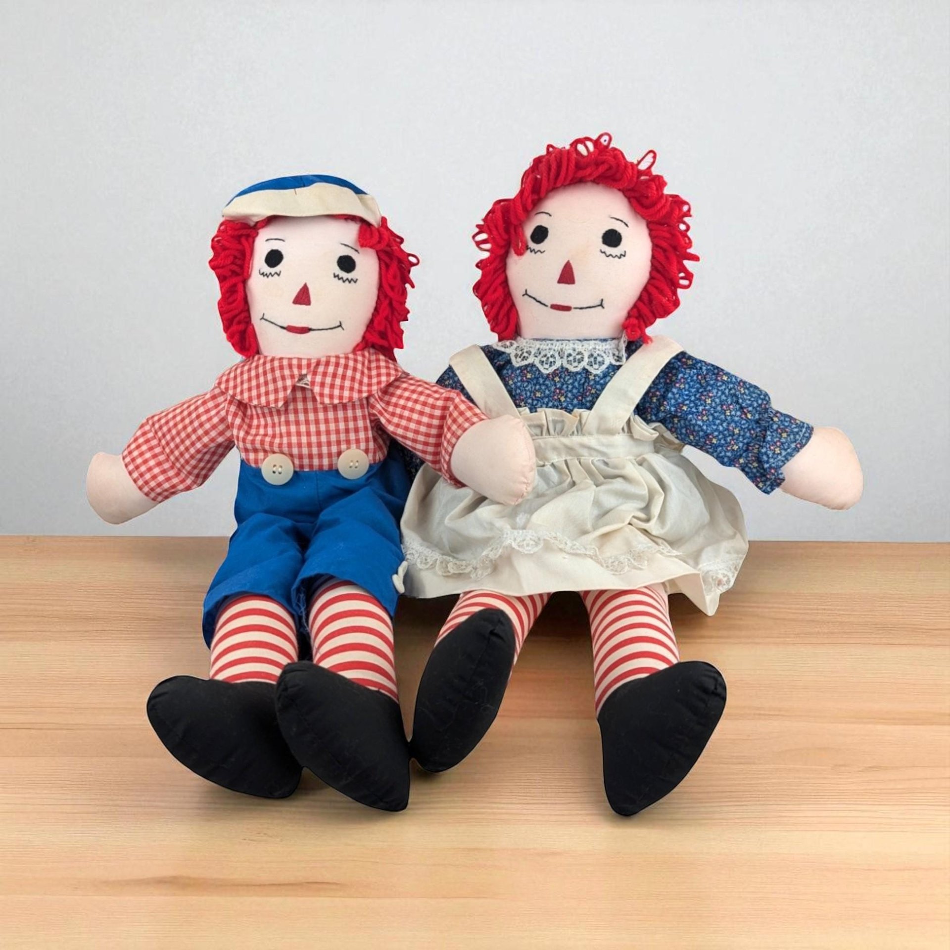 Vintage Raggedy Ann and Andy Plush Doll Pair