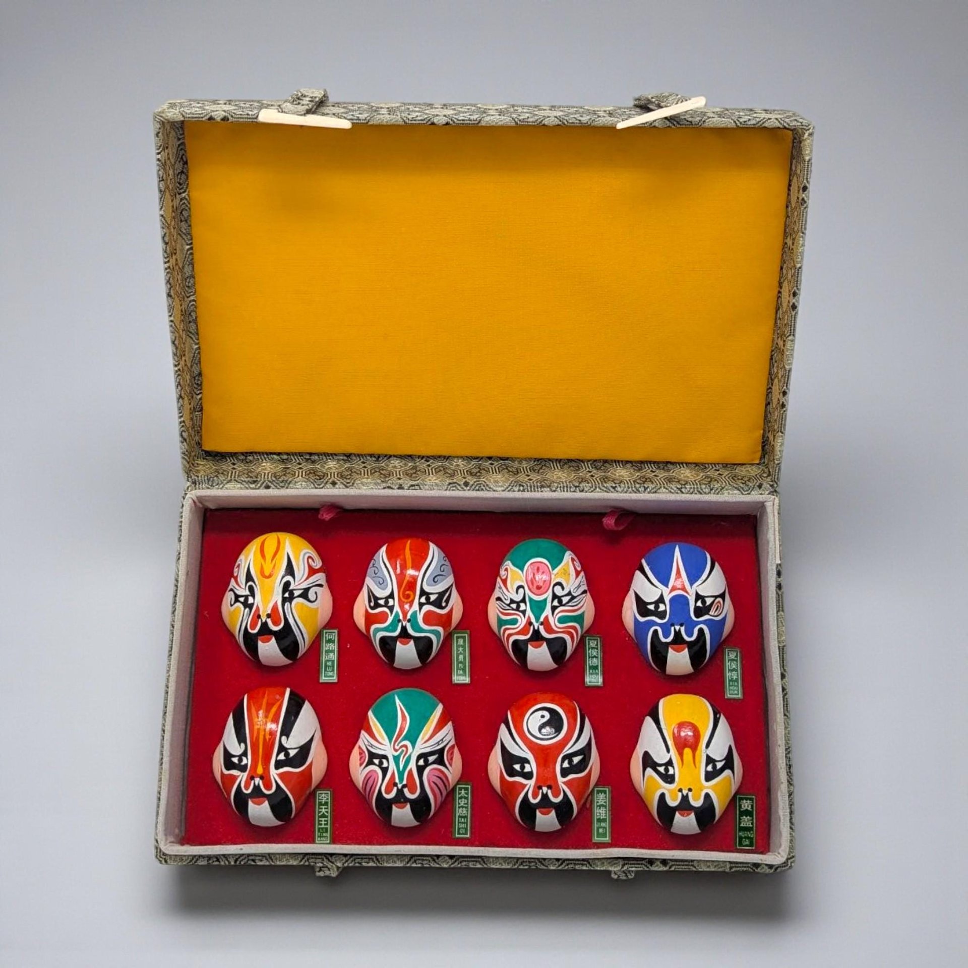 Vintage Hand-Painted Beijing Opera Clay Facial Mask Set