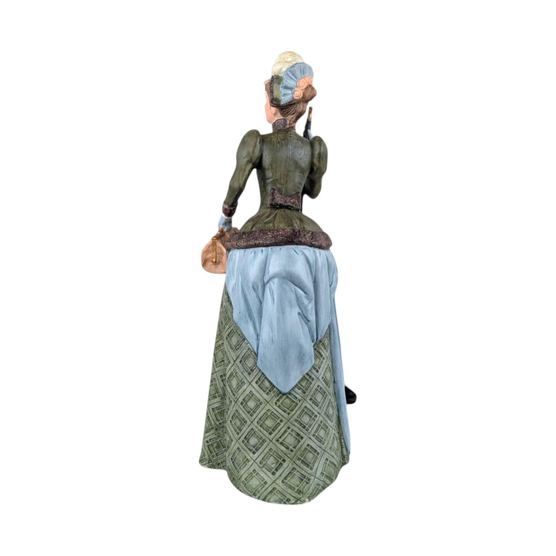 1987 Avon Mrs. Albee President’s Club Figurine