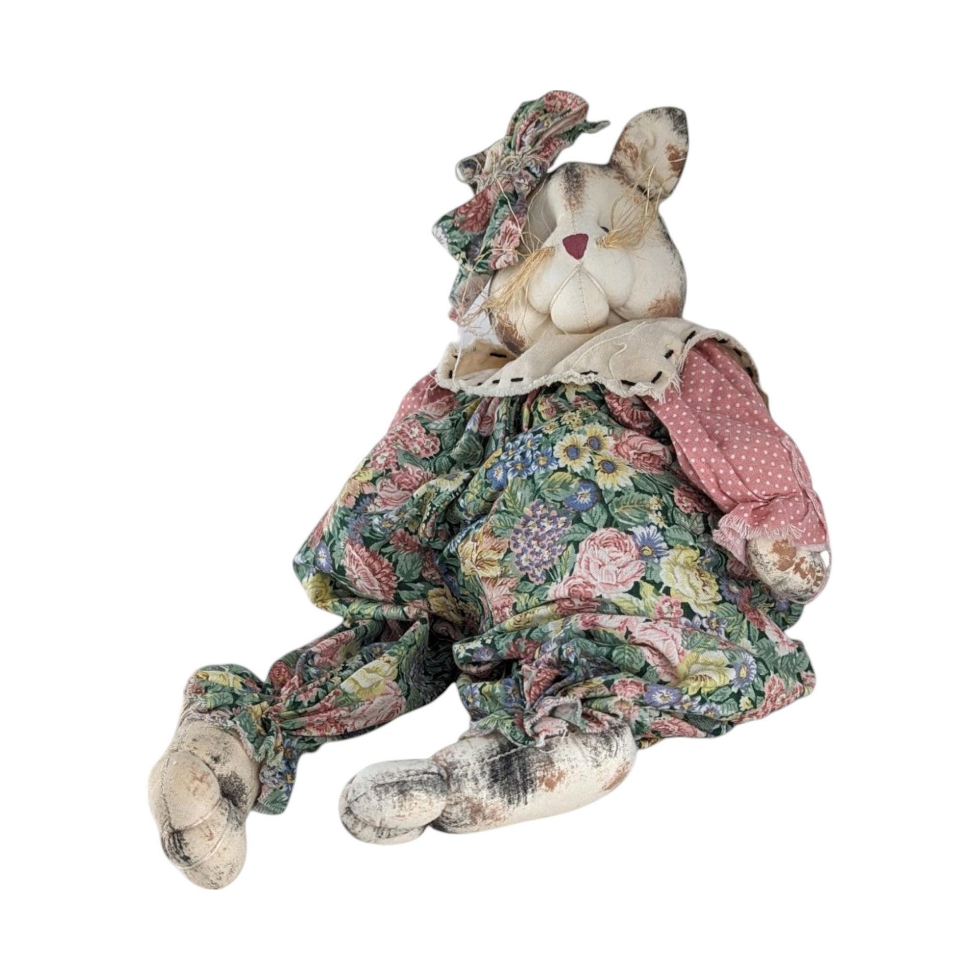 Vintage Feline Charm Plush Cat Duo