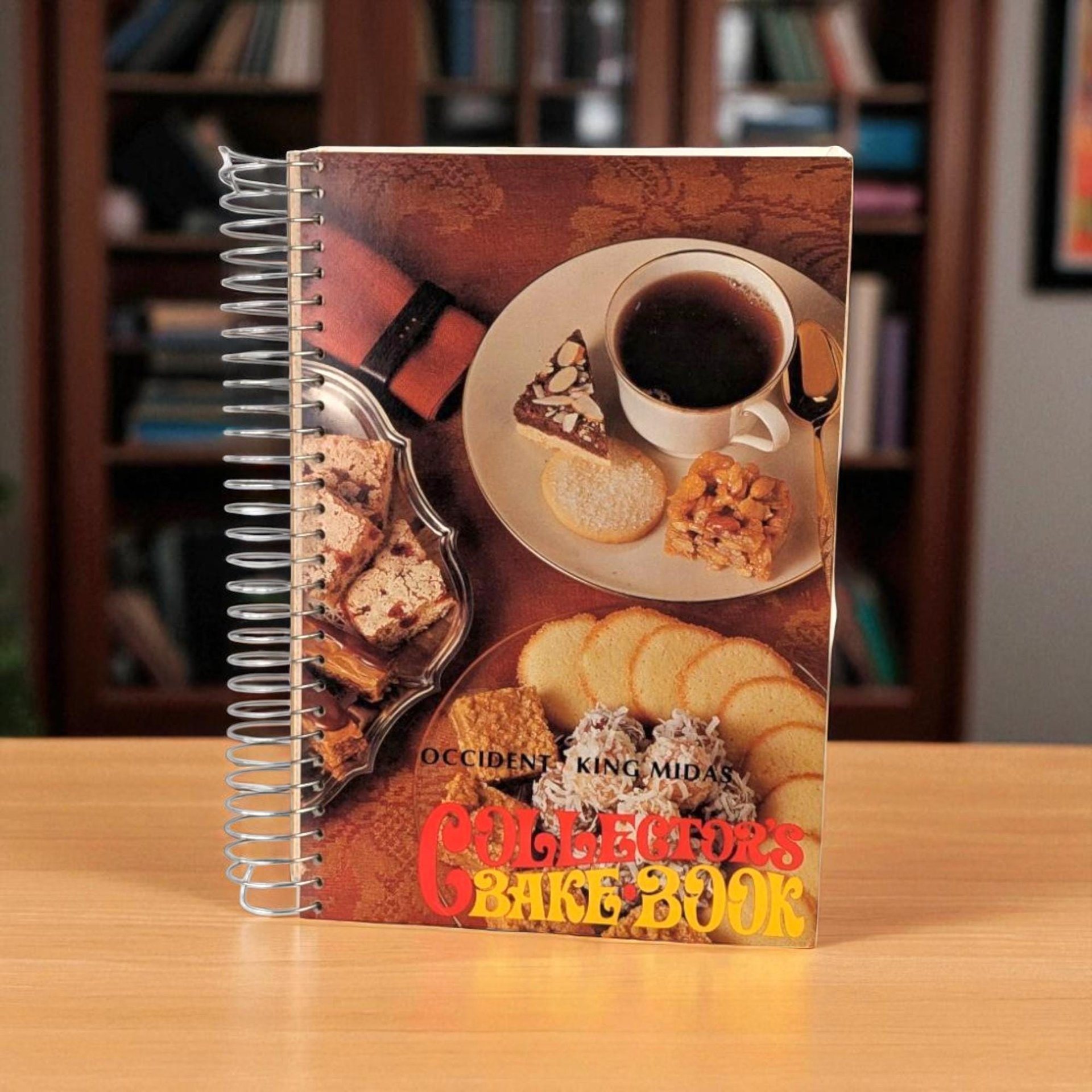 Vintage Occident King Midas Collector's Bake Book