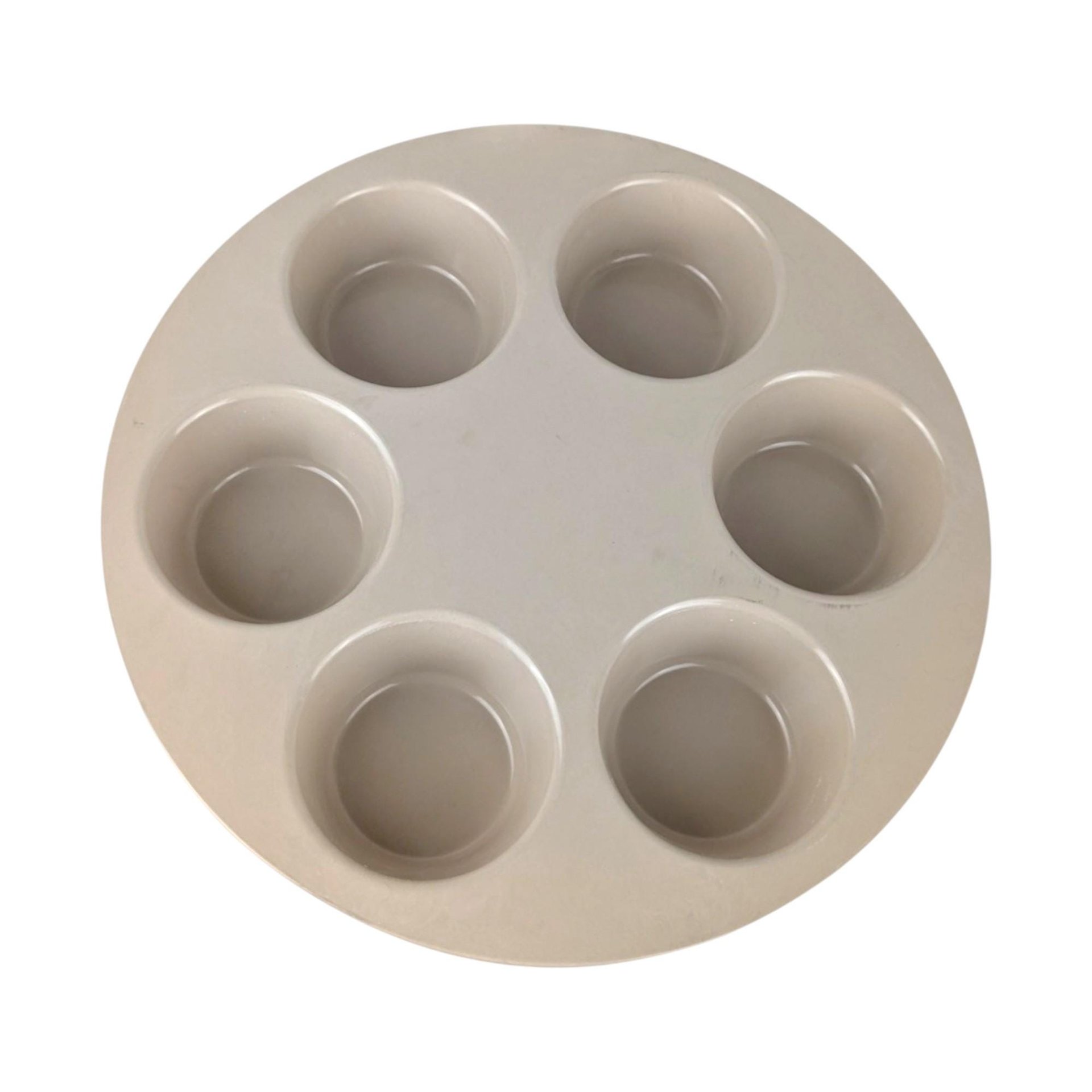 Vintage Anchor Hocking Muffin Pan and 2-in-1 Snowman Cookie Cutter