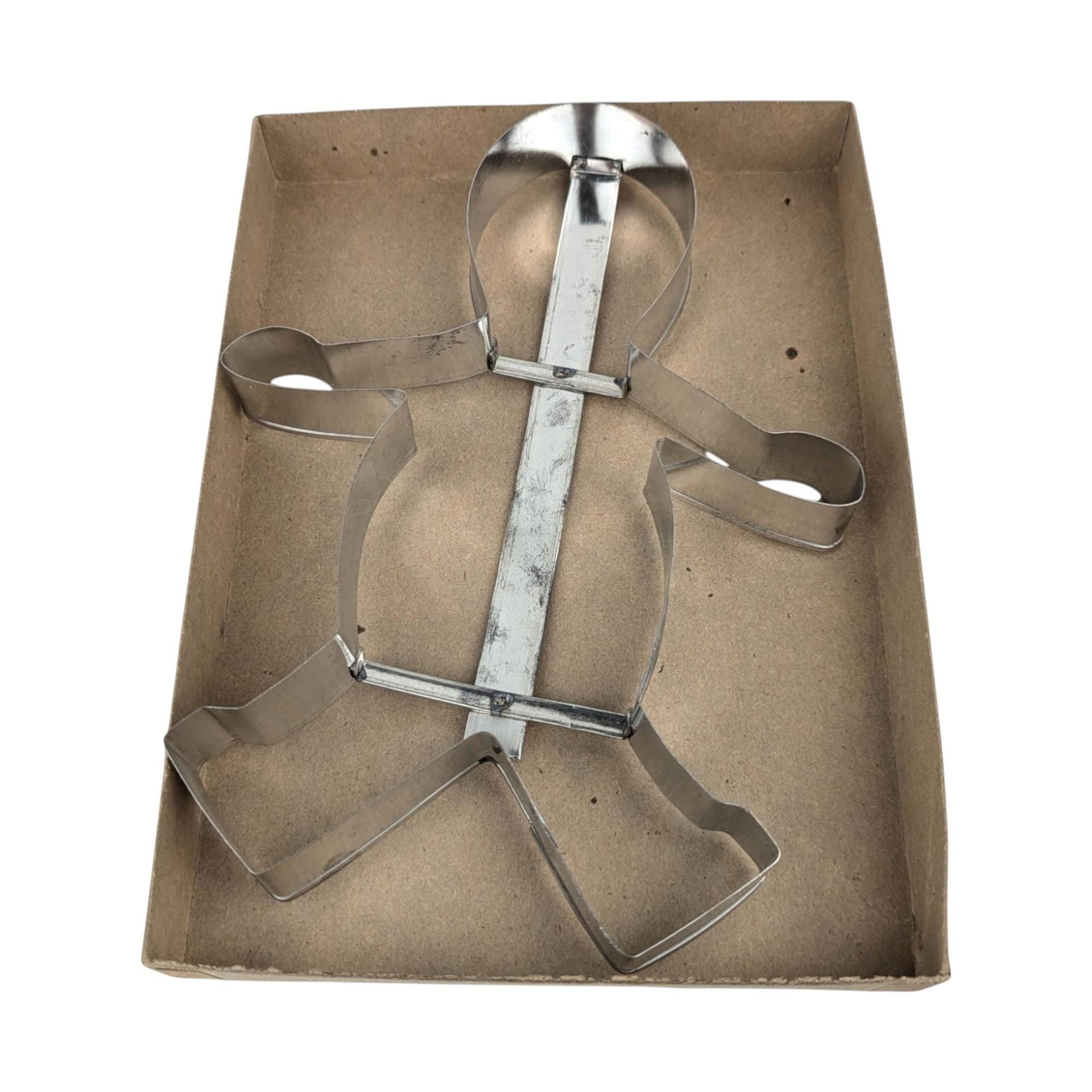 Vintage Anchor Hocking Muffin Pan and 2-in-1 Snowman Cookie Cutter