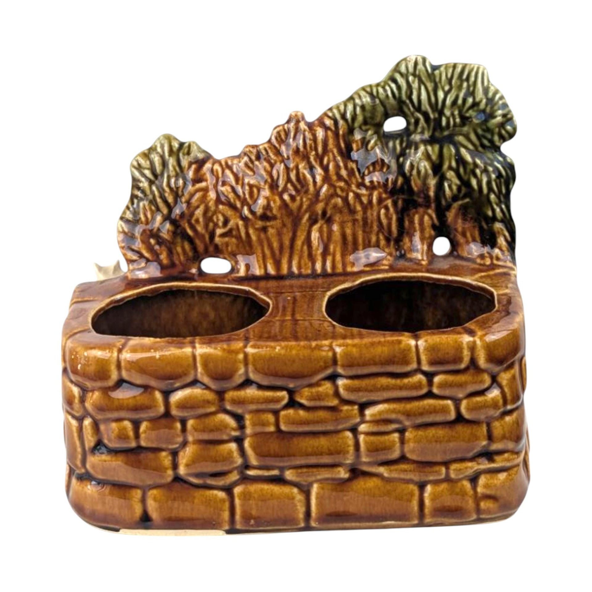 Title: 1953 McCoy 'Smitty Shop' Horse Planter