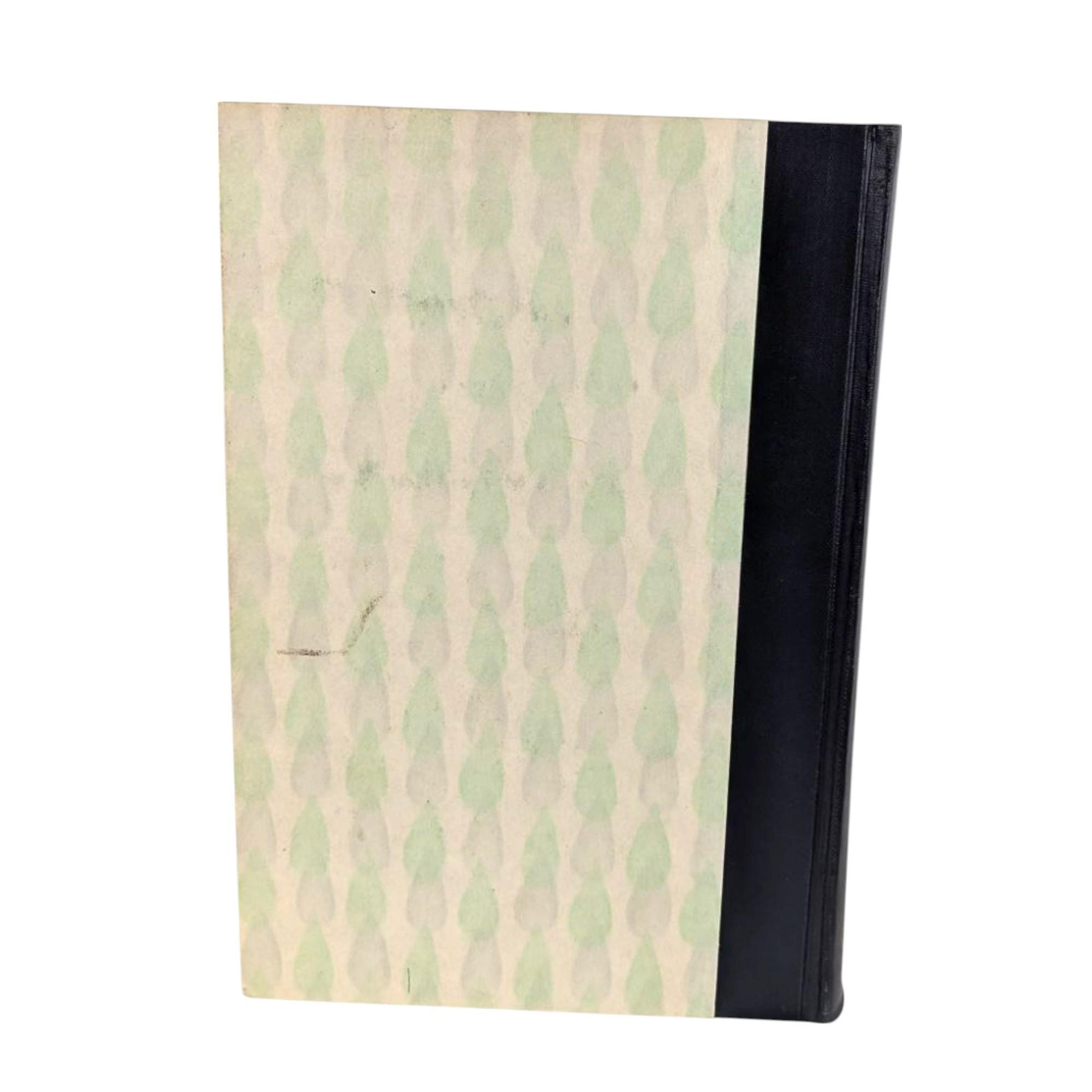 1958 'Vanity Fair' by William Makepeace Thackeray Hardcover Book