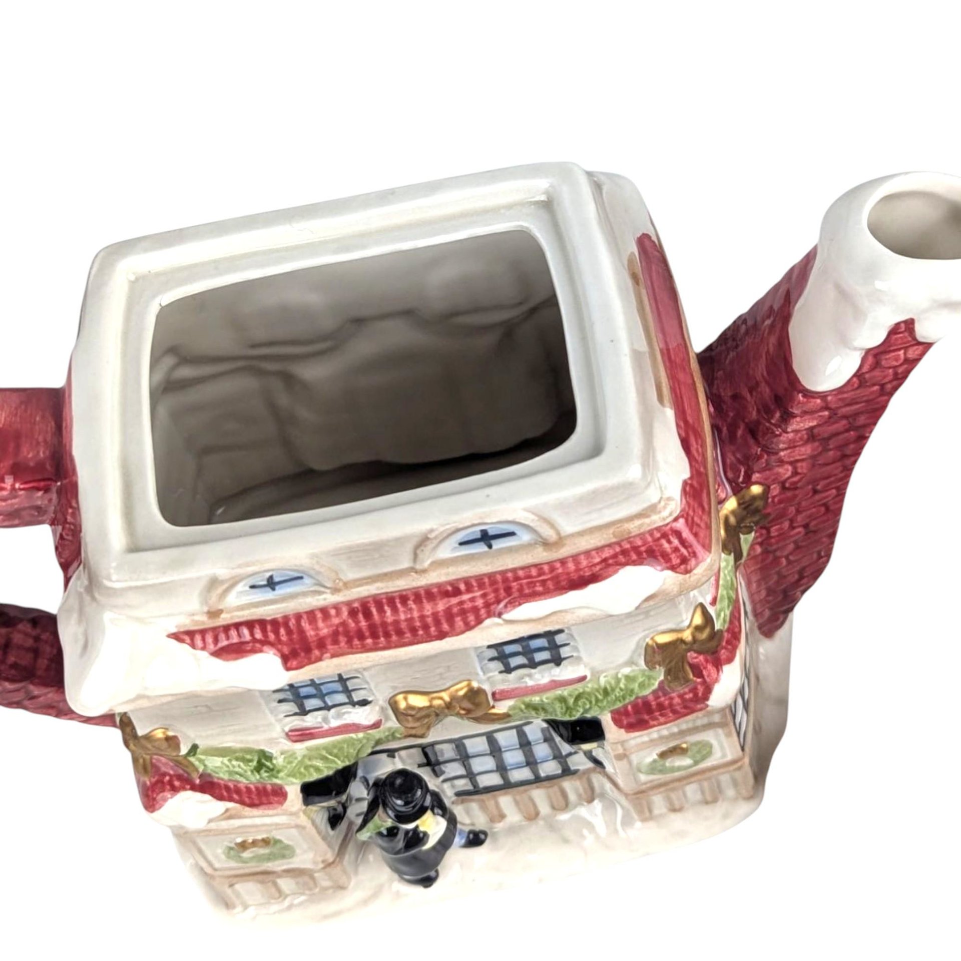 1997 Fitz and Floyd Dickens Ceramic Teapot