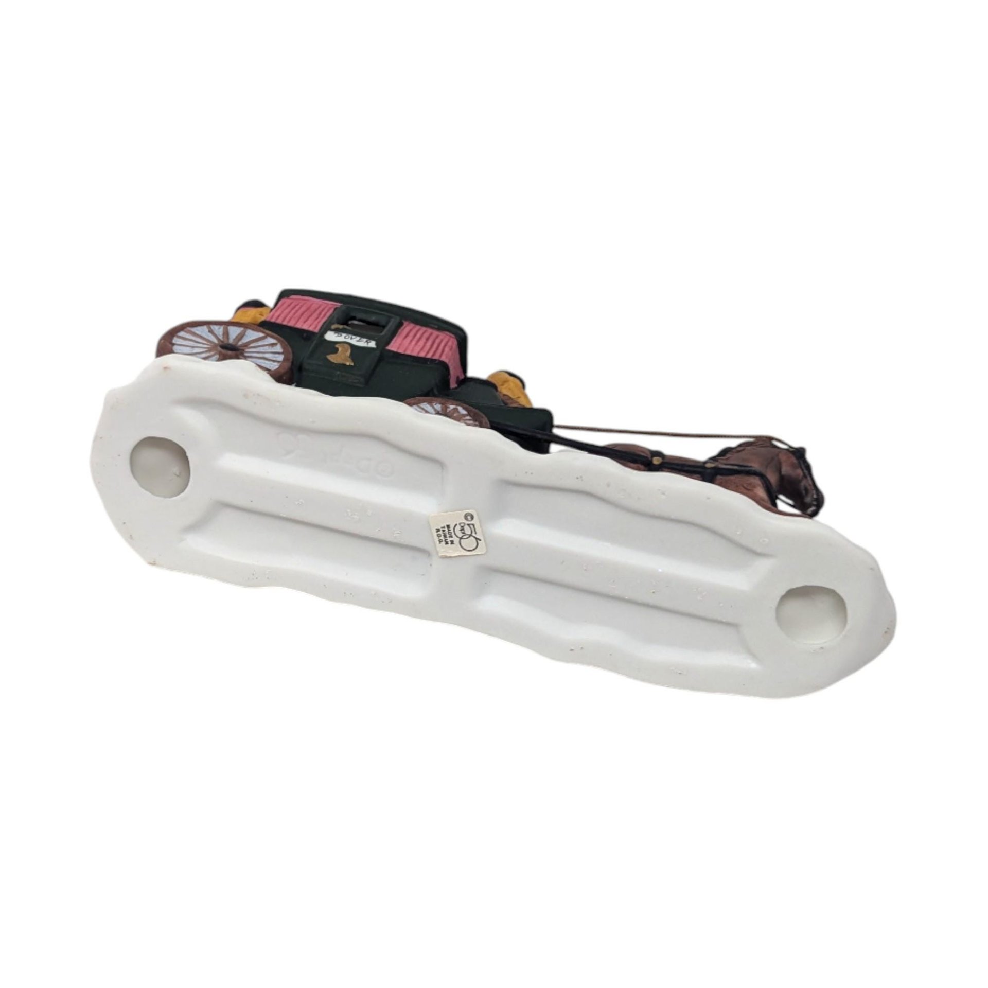 1988 Dept 56 Dover Coach Heritage Village Porcelain Figurine