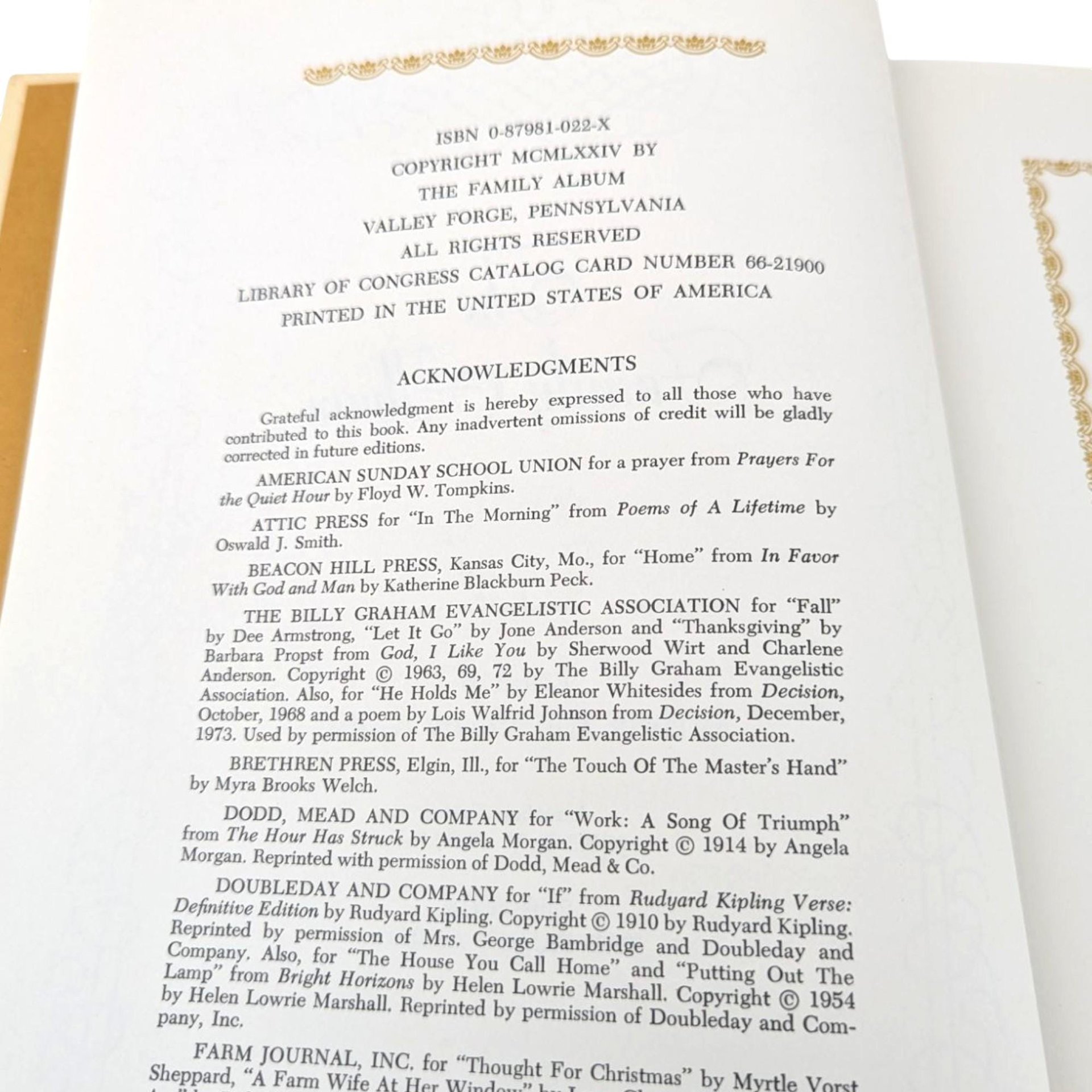 1974 'The Family Album' by Arthur and Nancy DeMoss Hardcover Book