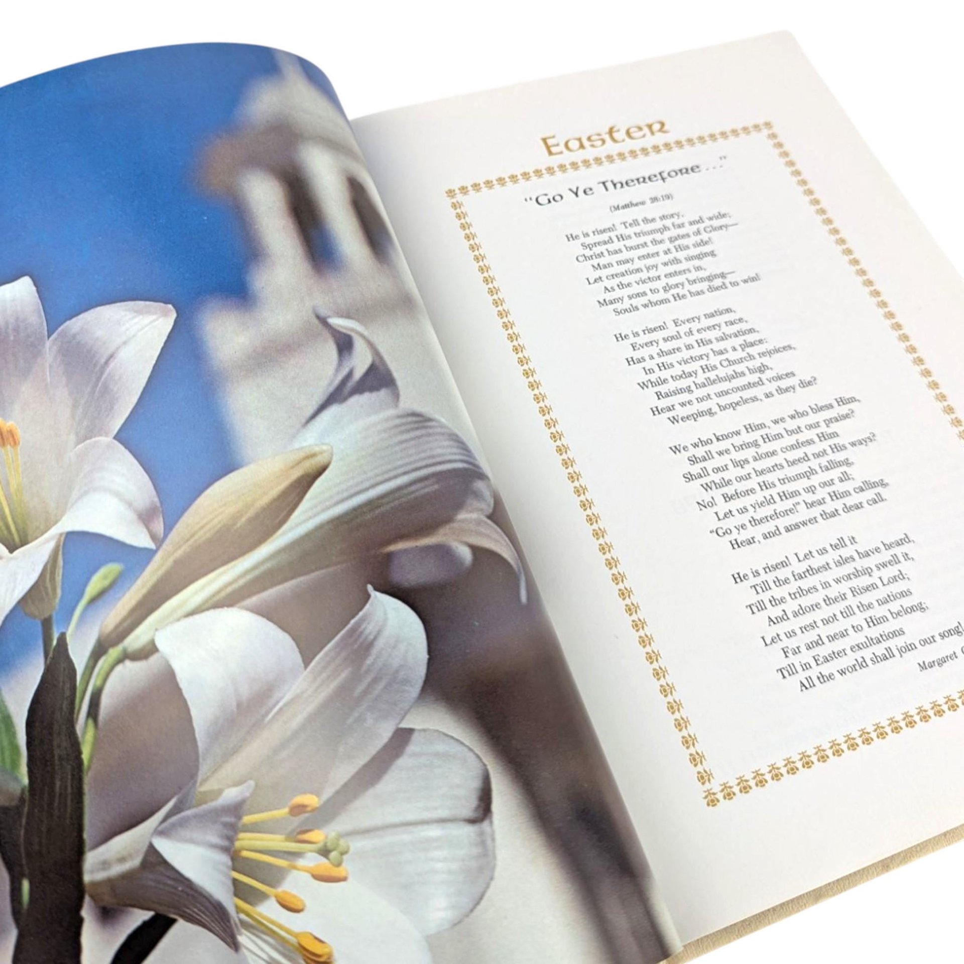 1974 'The Family Album' by Arthur and Nancy DeMoss Hardcover Book