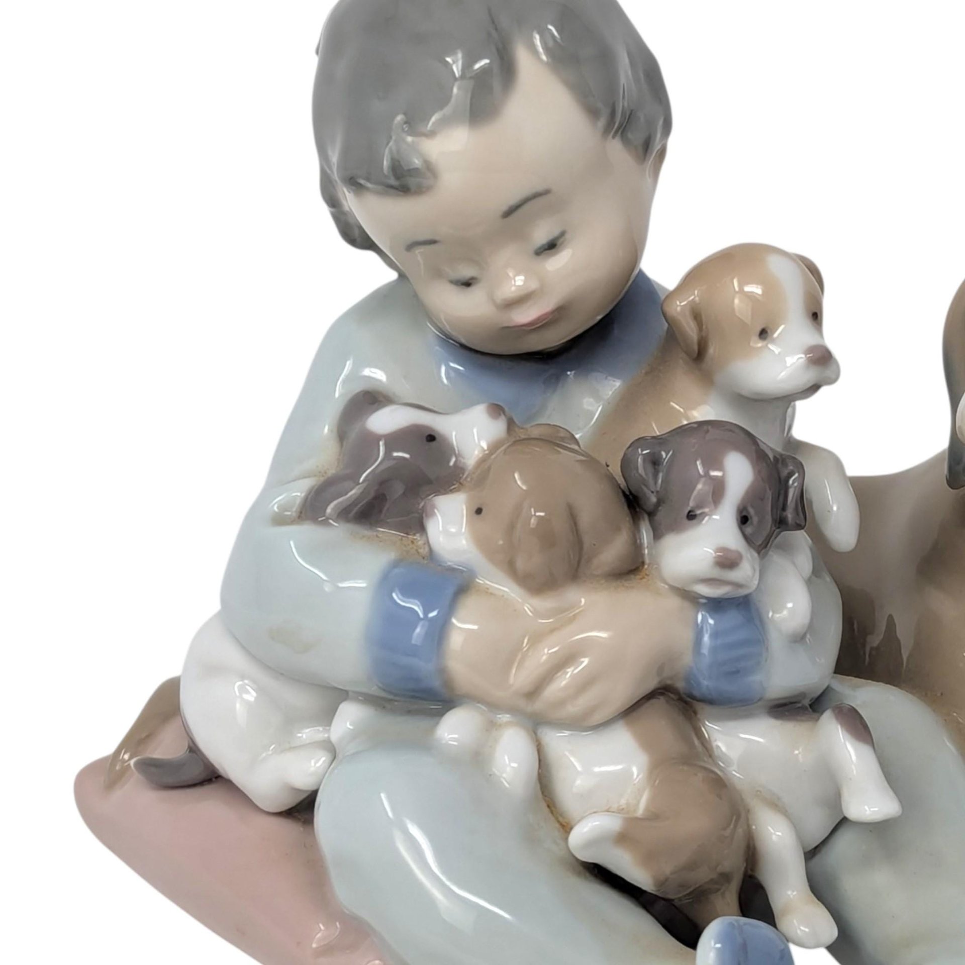 Vintage Lladro New Playmate Figurine