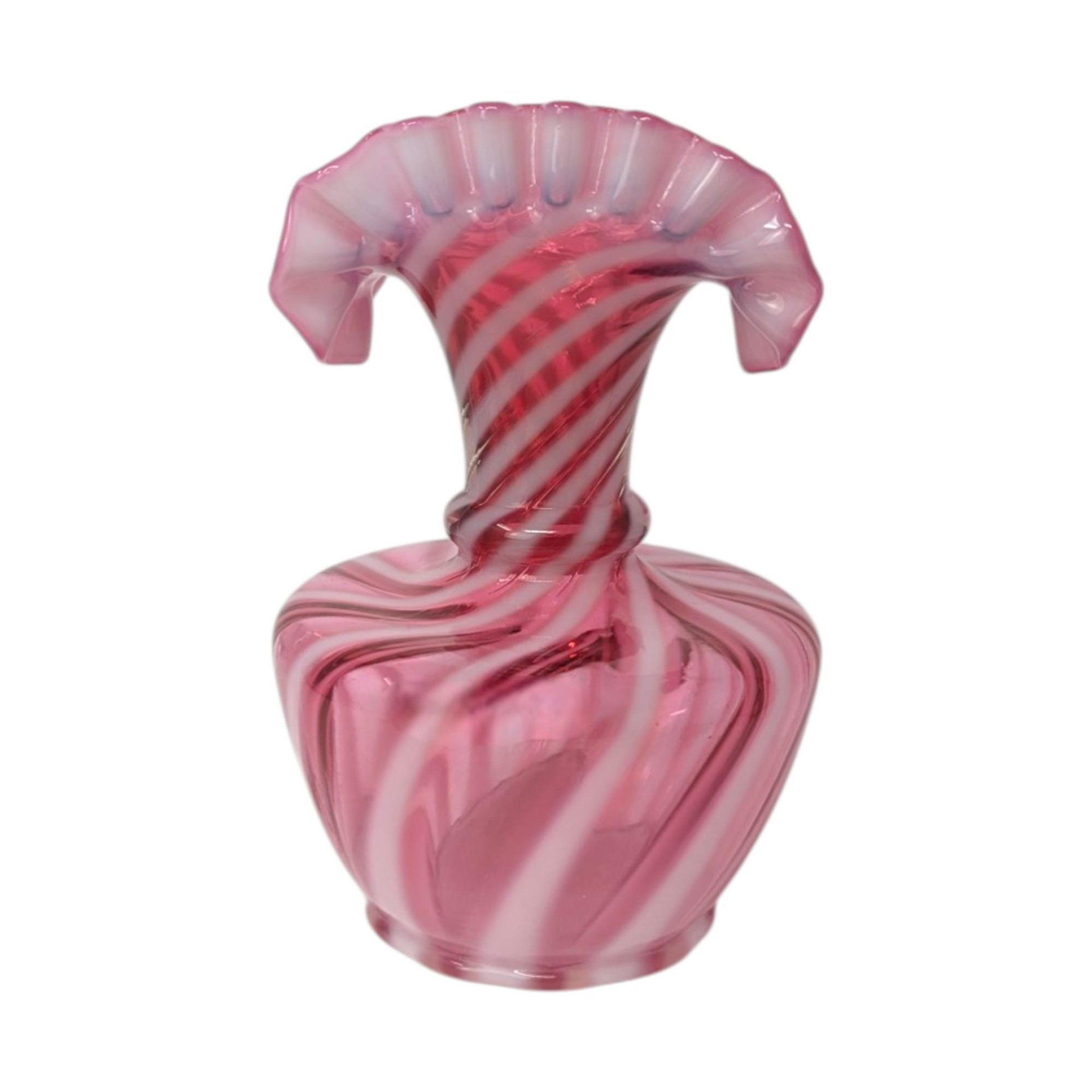 Fenton Pink Swirl Opalescent Vase – Vintage Ribbed Art Glass Floral Decor