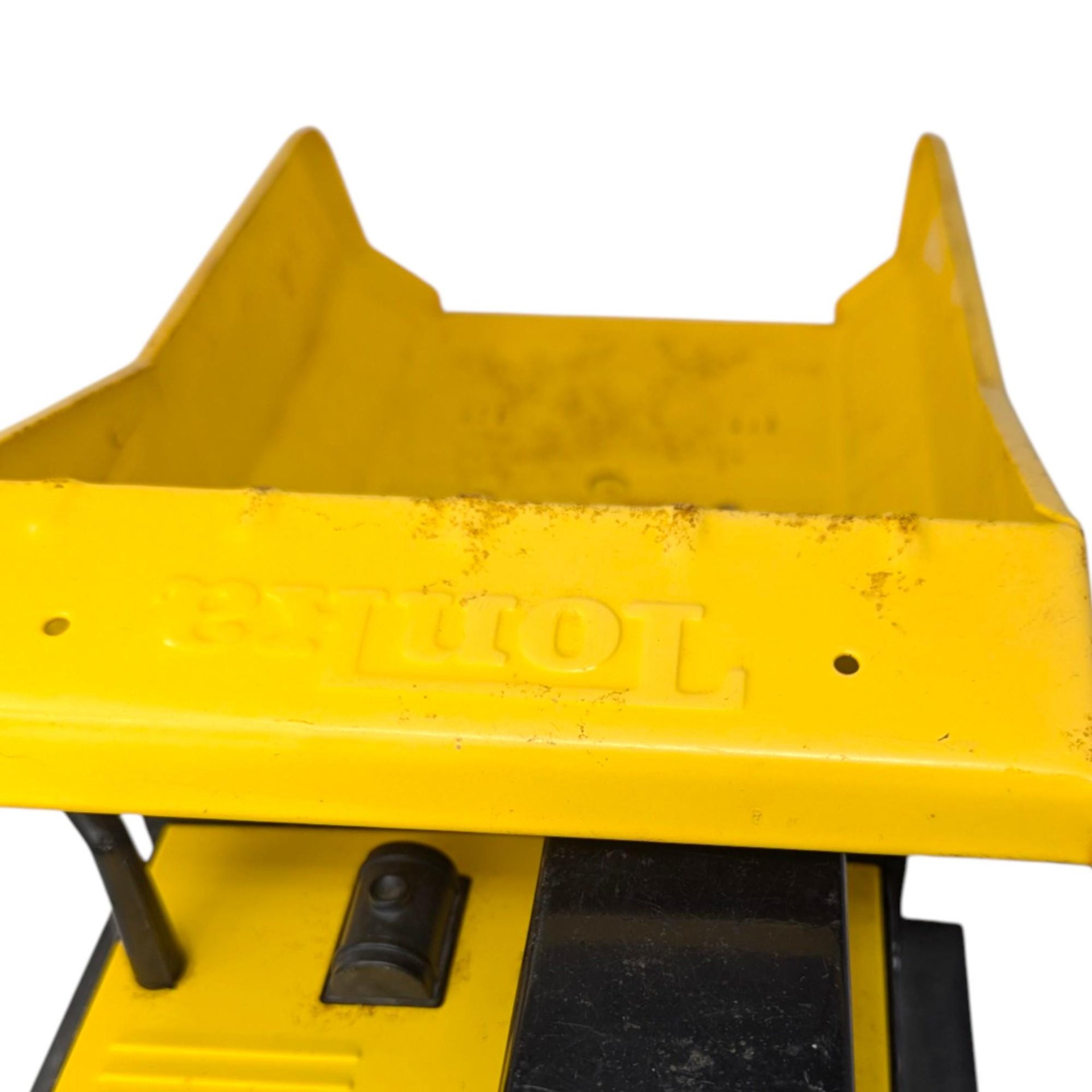 1970s Tonka 768 Mighty Dump Truck – Vintage Pressed Metal Construction Toy