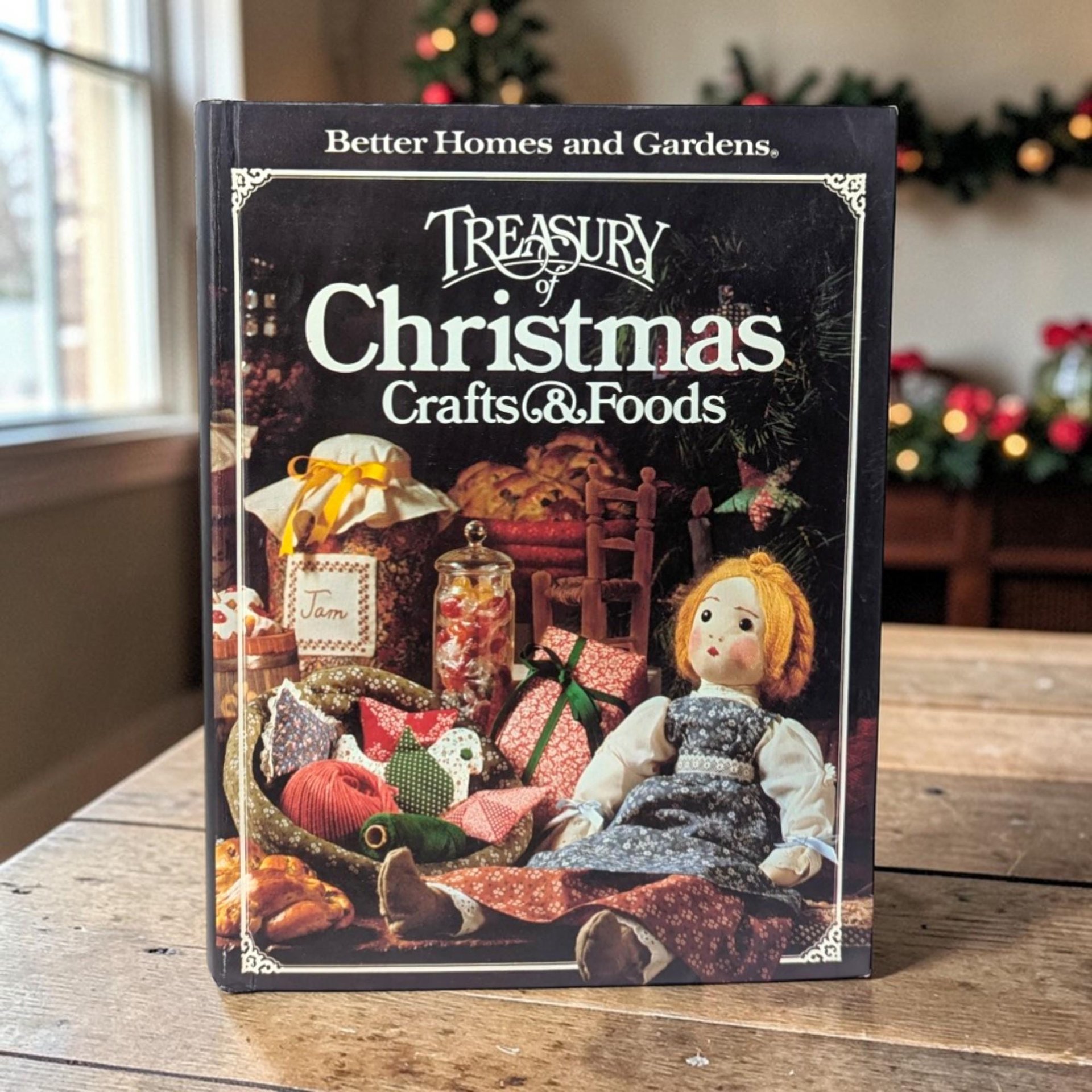 1980 BHG Treasury of Christmas Crafts and Food