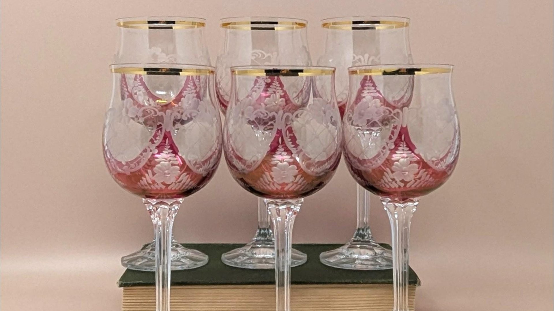 1960s Cranberry Red Wine Glasses – Timeless Dining Stemware