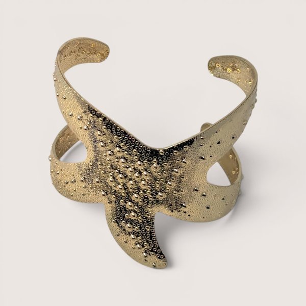Vintage gold-tone Lilly Pulitzer textured starfish cuff bracelet.
