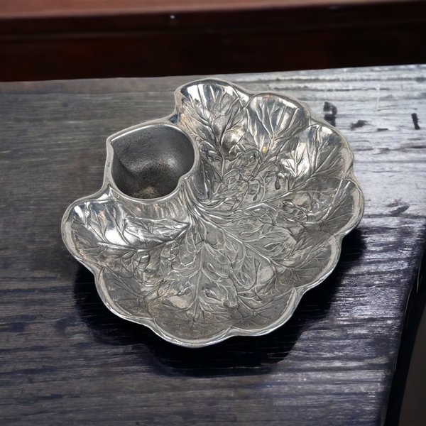 Wilton Armetale Pewter Serving Bowl: Timeless Elegance for Entertaining