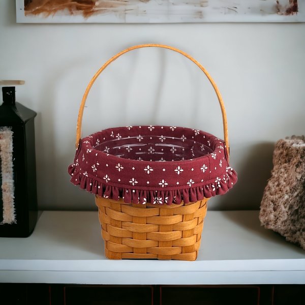 Vintage 1994 Longaberger Basket with Liner and Red Cloth