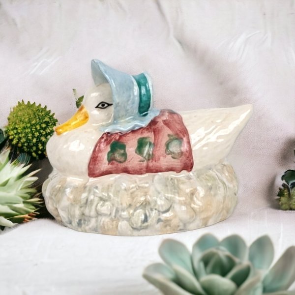 Vintage 1989 Royal Albert Jemima Puddle-Duck Figurine, Beatrix Potter, 2.25" Tall, Excellent Condition, No Box