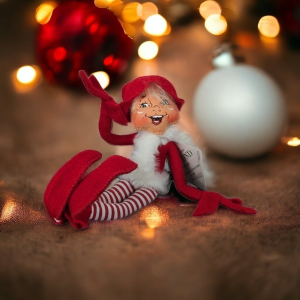 Vintage Annalee Christmas Elf Doll - Festive Holiday Collectible