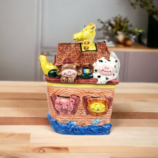 Noah's Ark Cookie Jar - Whimsical Kitchen Storage and Décor